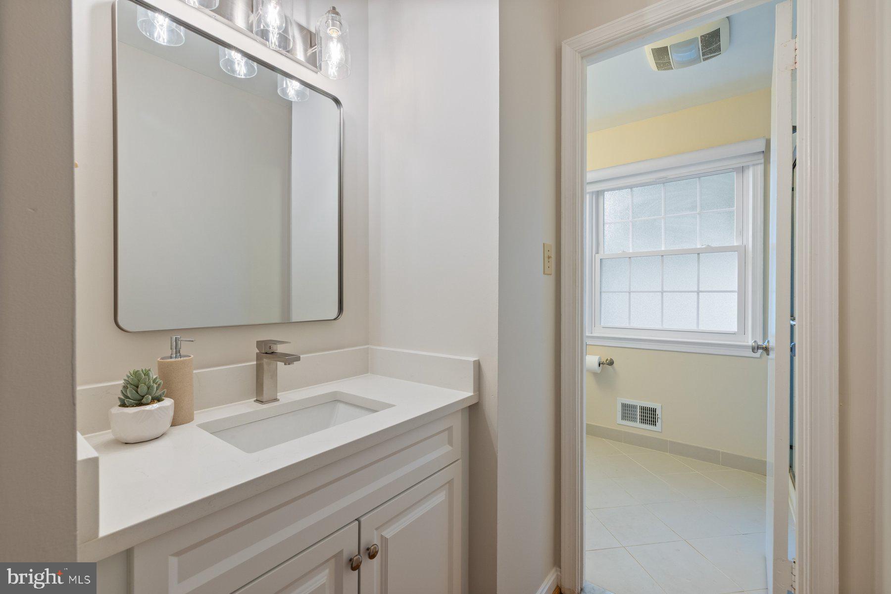 MC LEAN HUNT - Residential