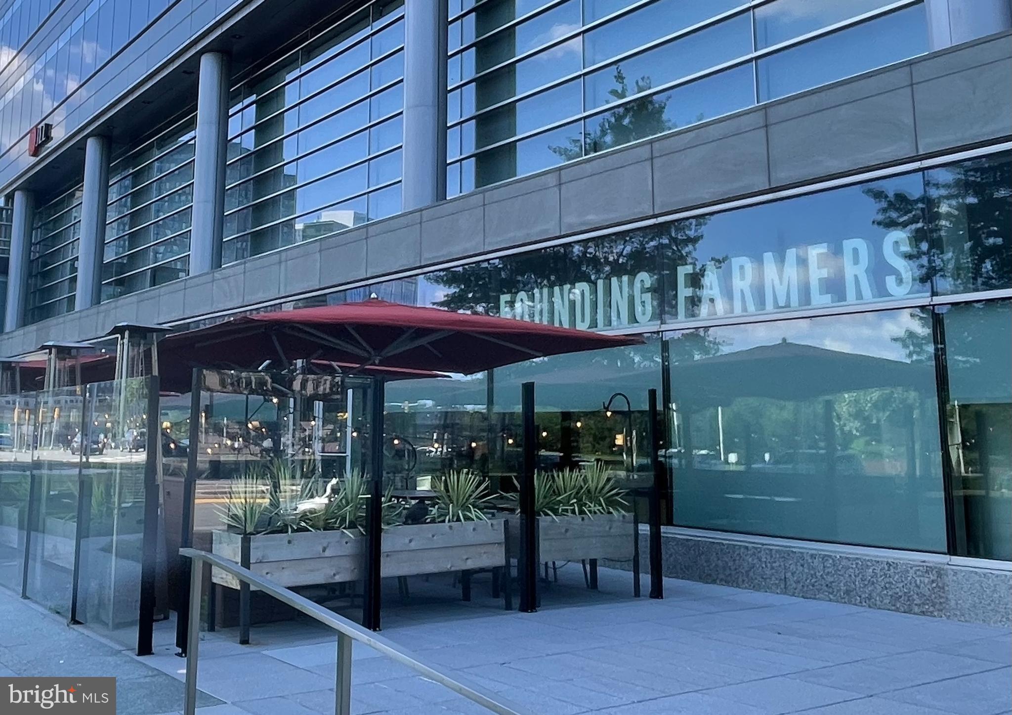 MC LEAN HUNT - Residential