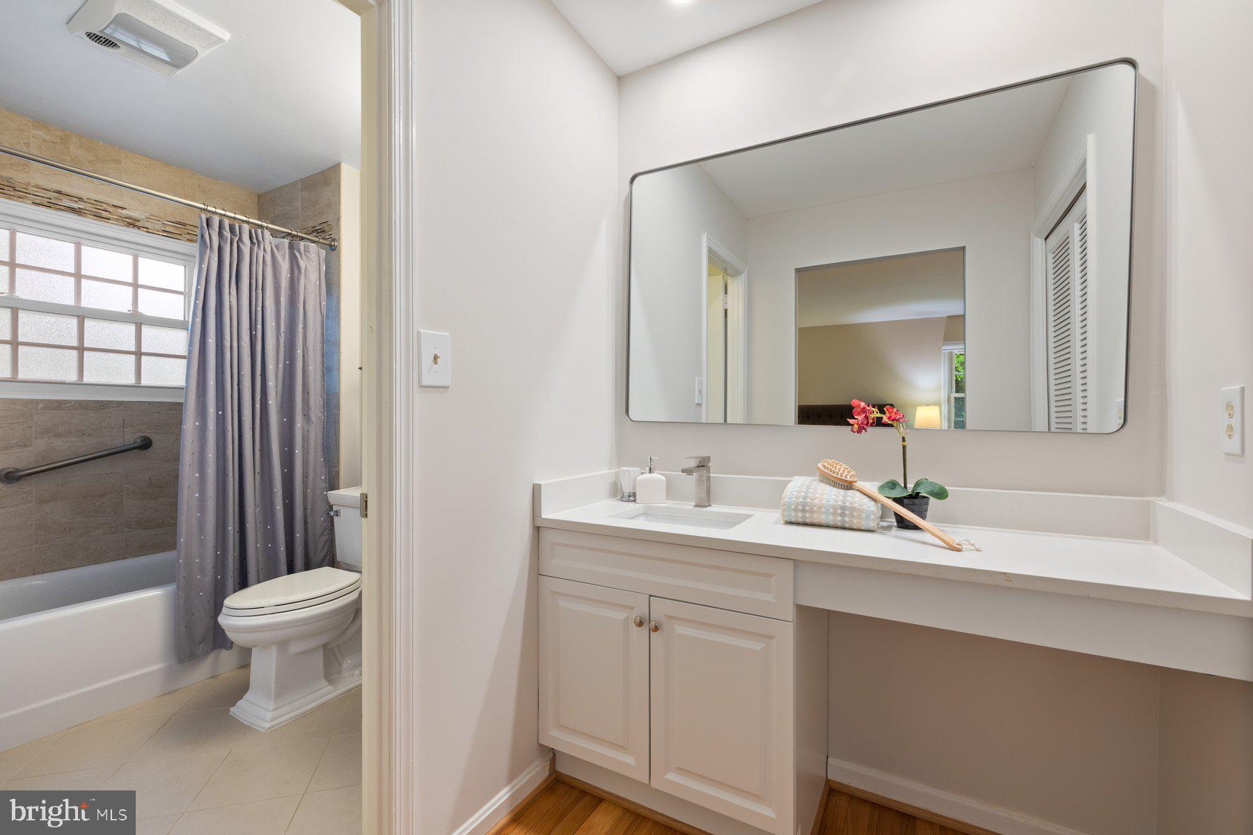 MC LEAN HUNT - Residential