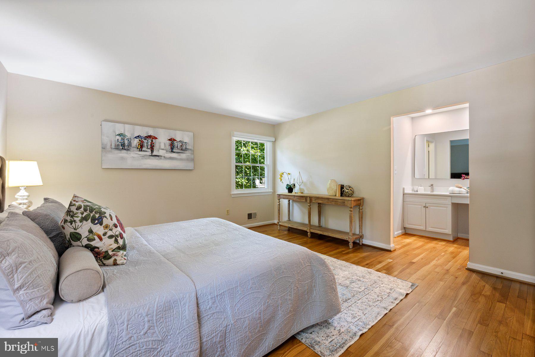 MC LEAN HUNT - Residential