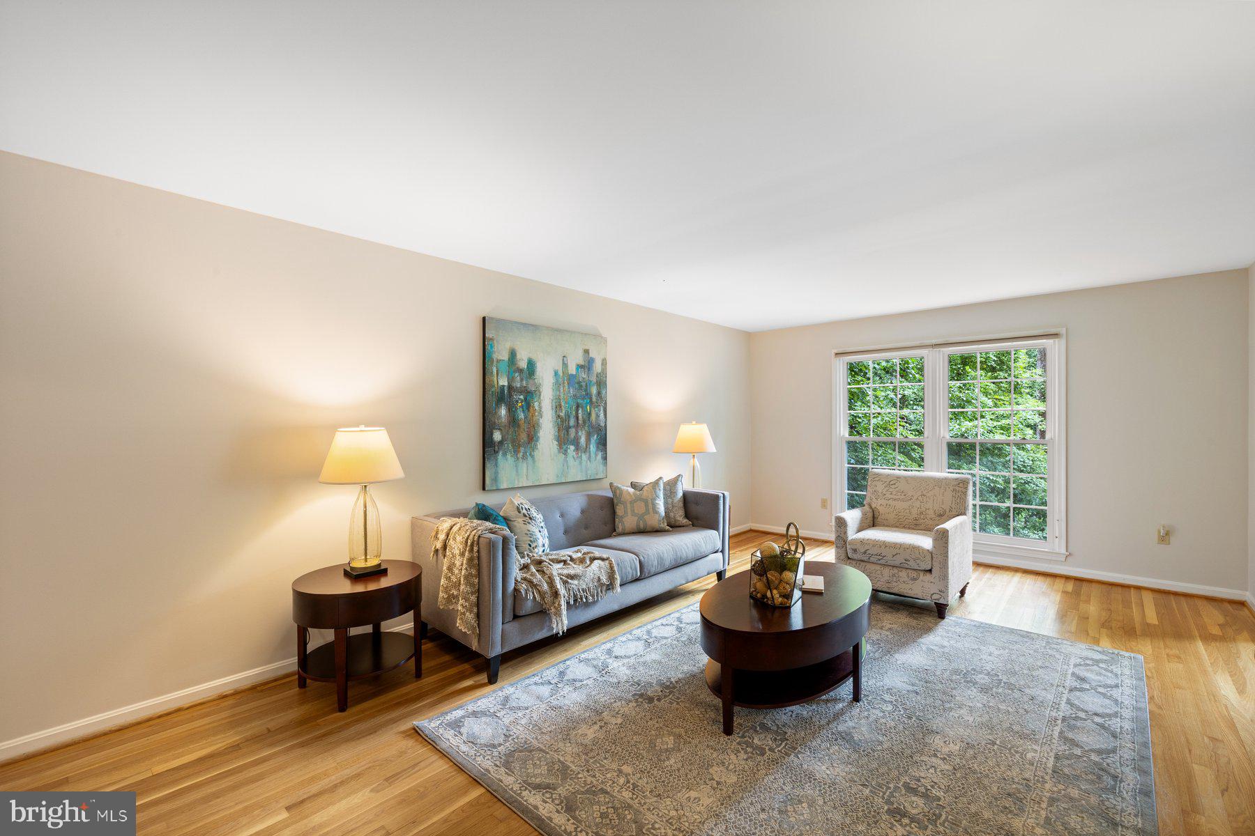 MC LEAN HUNT - Residential