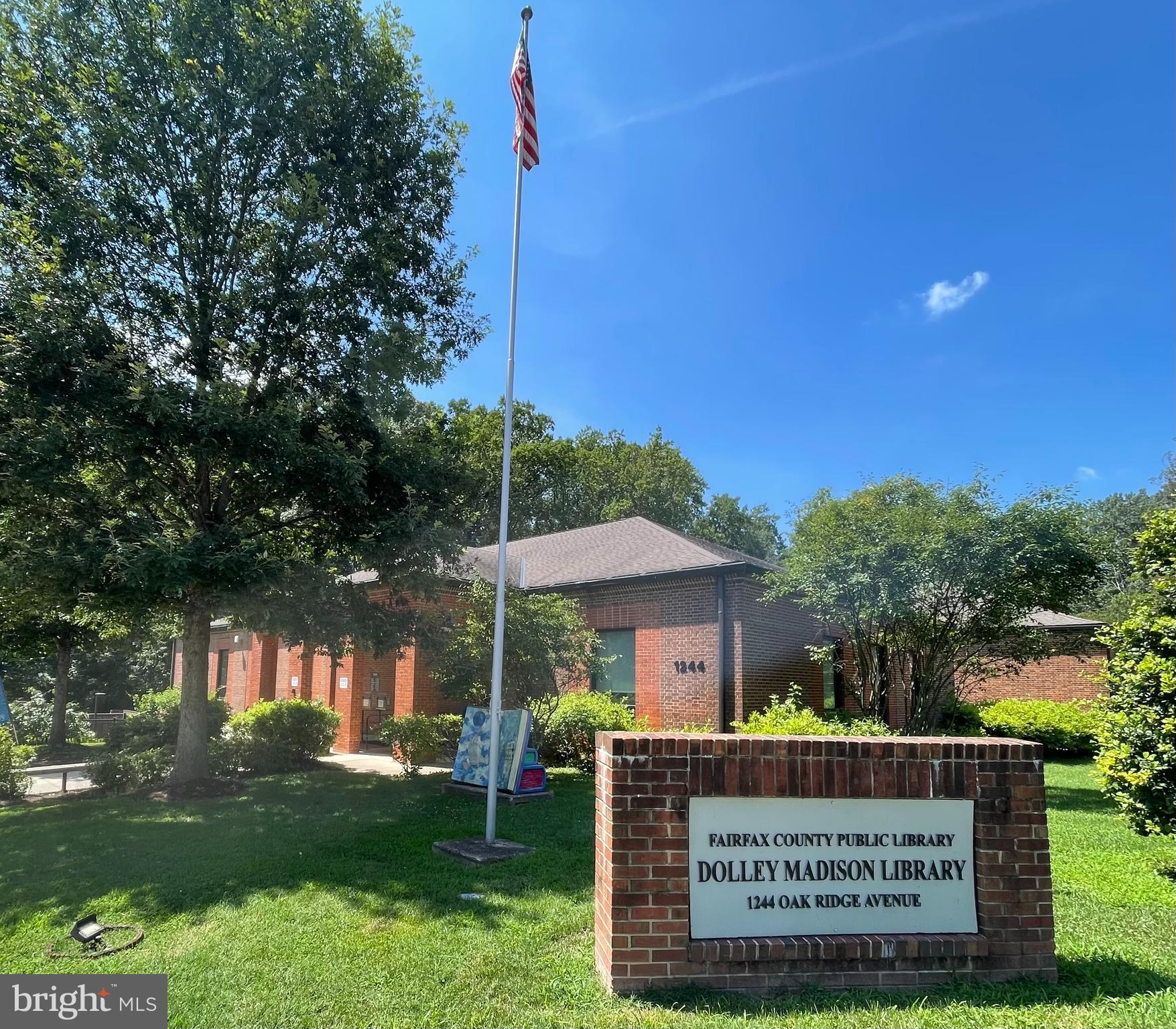 MC LEAN HUNT - Residential