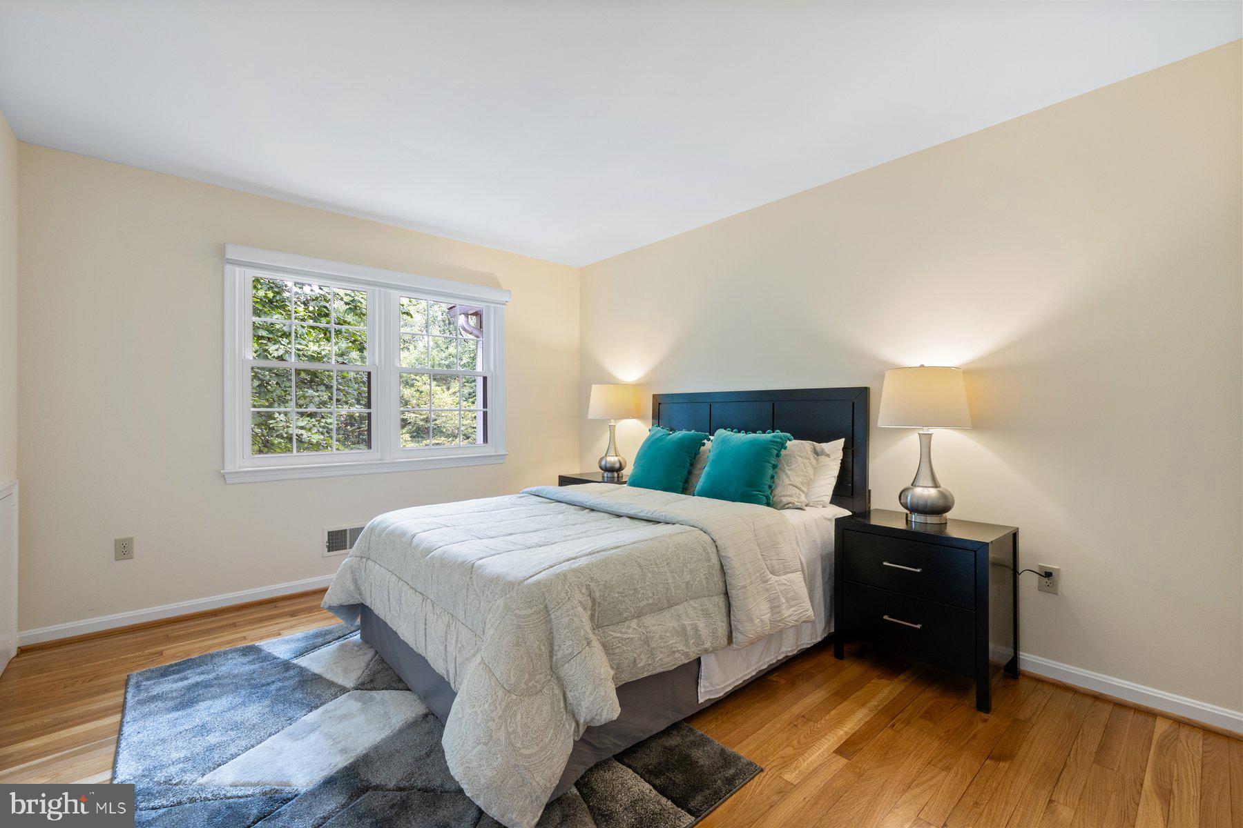 MC LEAN HUNT - Residential