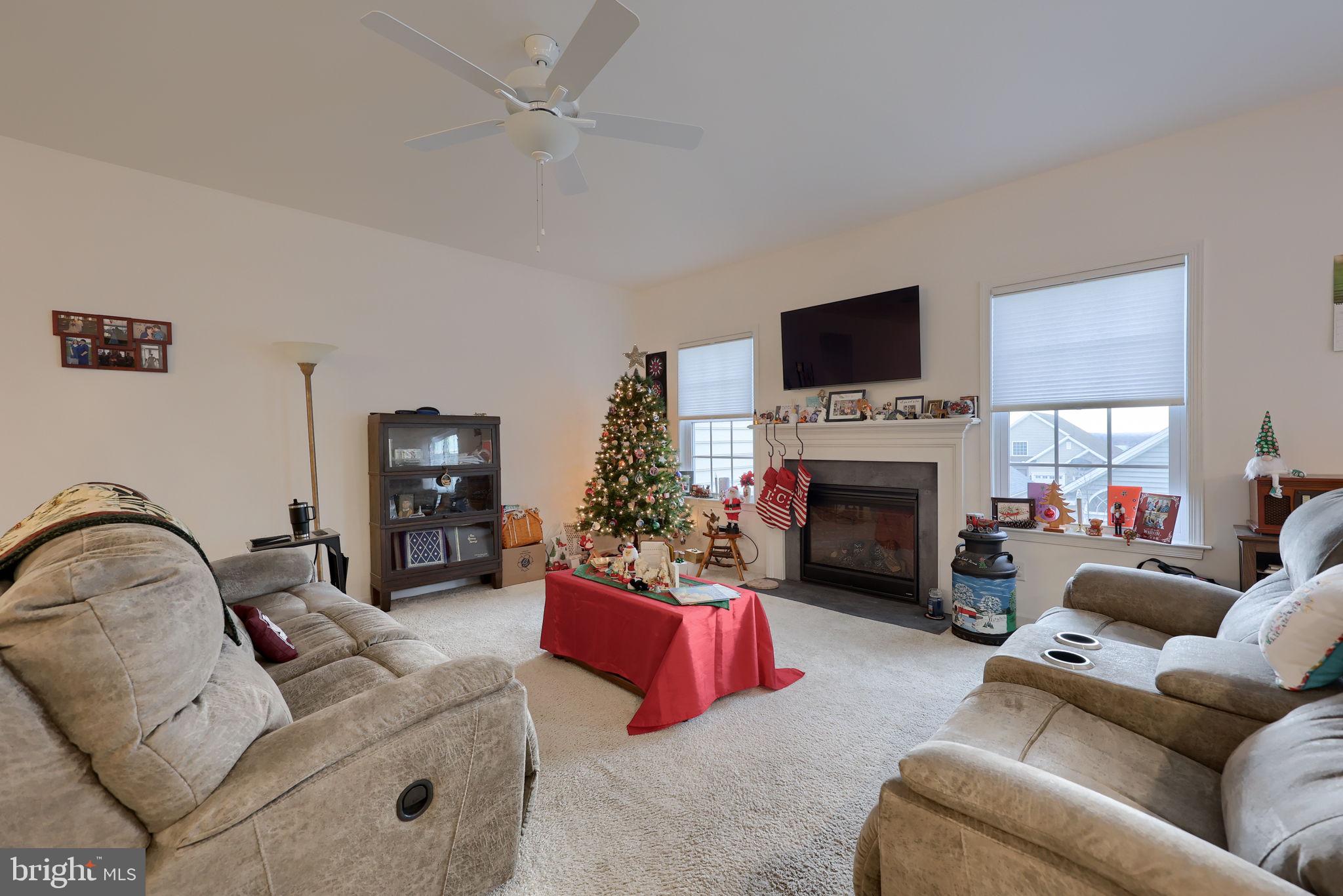 TRADITIONS OF AMERICA - Residential