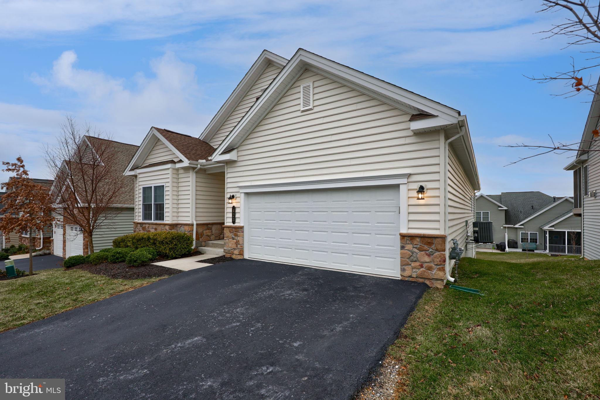 TRADITIONS OF AMERICA - Residential