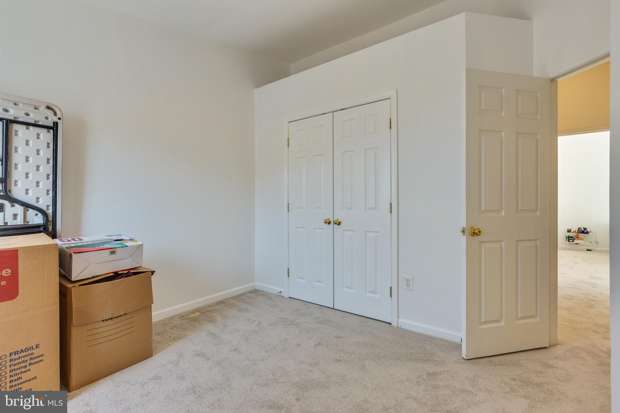 WATERS EDGE - Residential