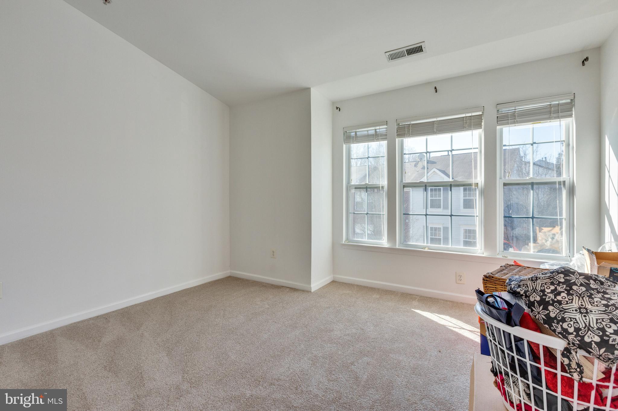 WATERS EDGE - Residential