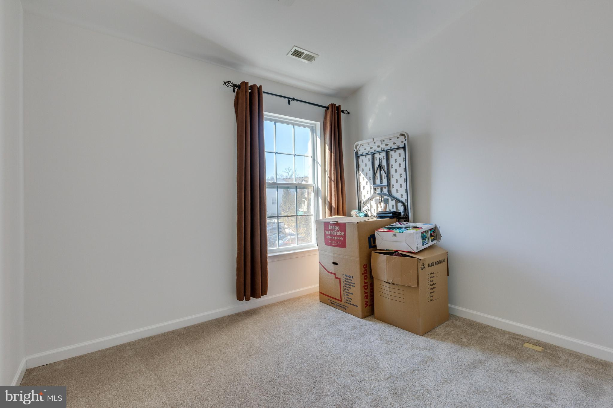 WATERS EDGE - Residential