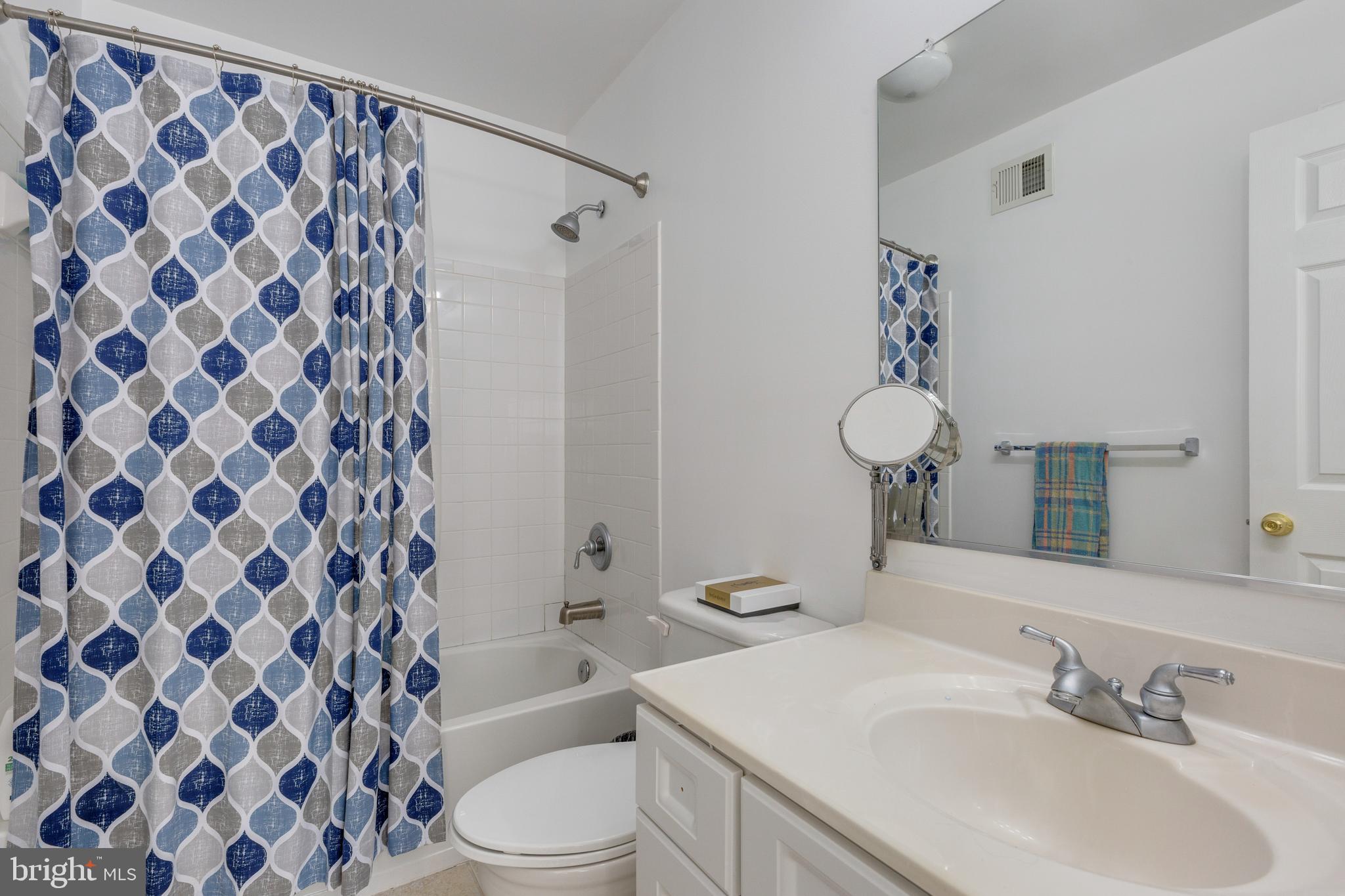 WATERS EDGE - Residential