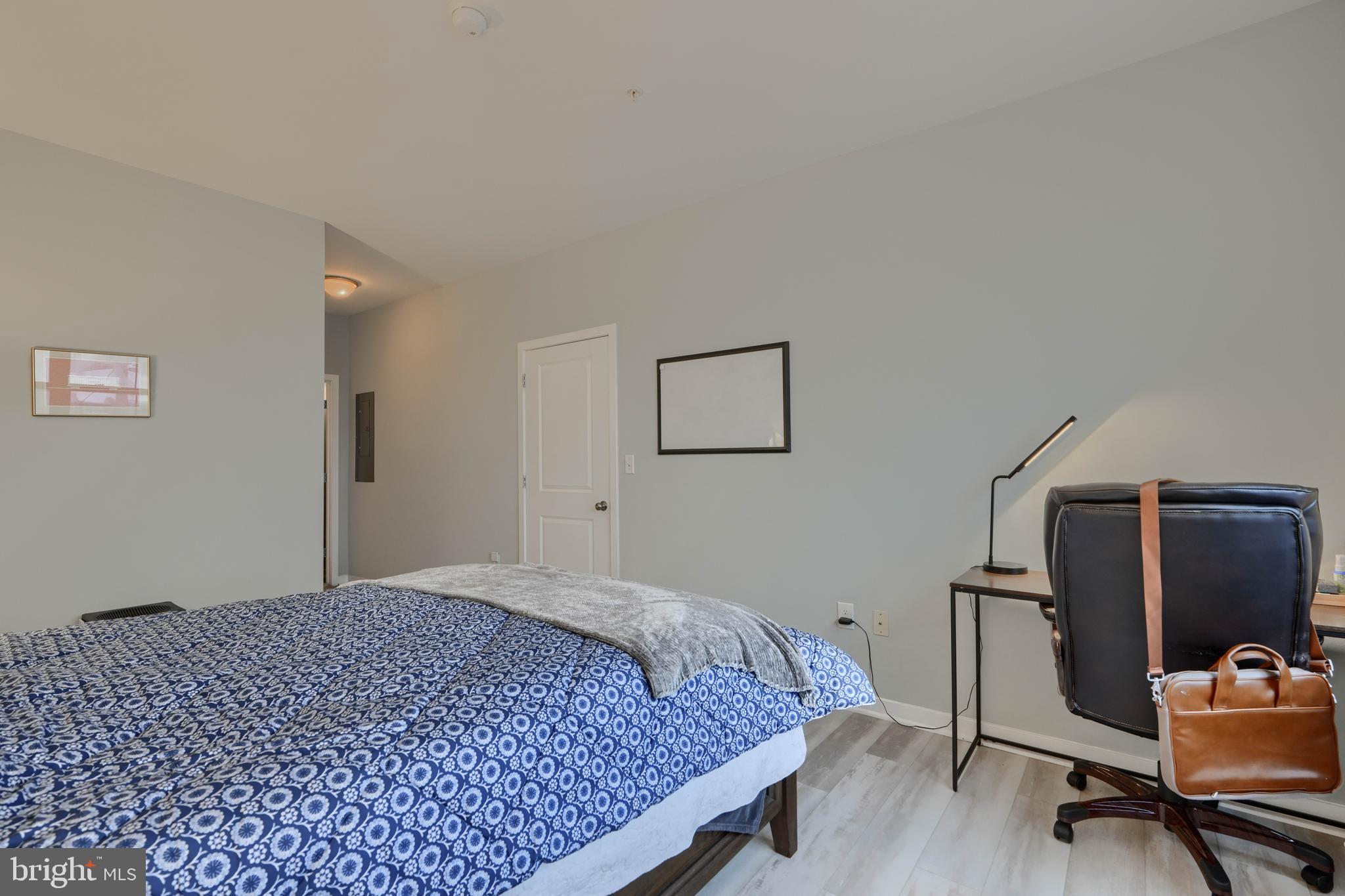 CHARLES VILLAGE - Residential Lease