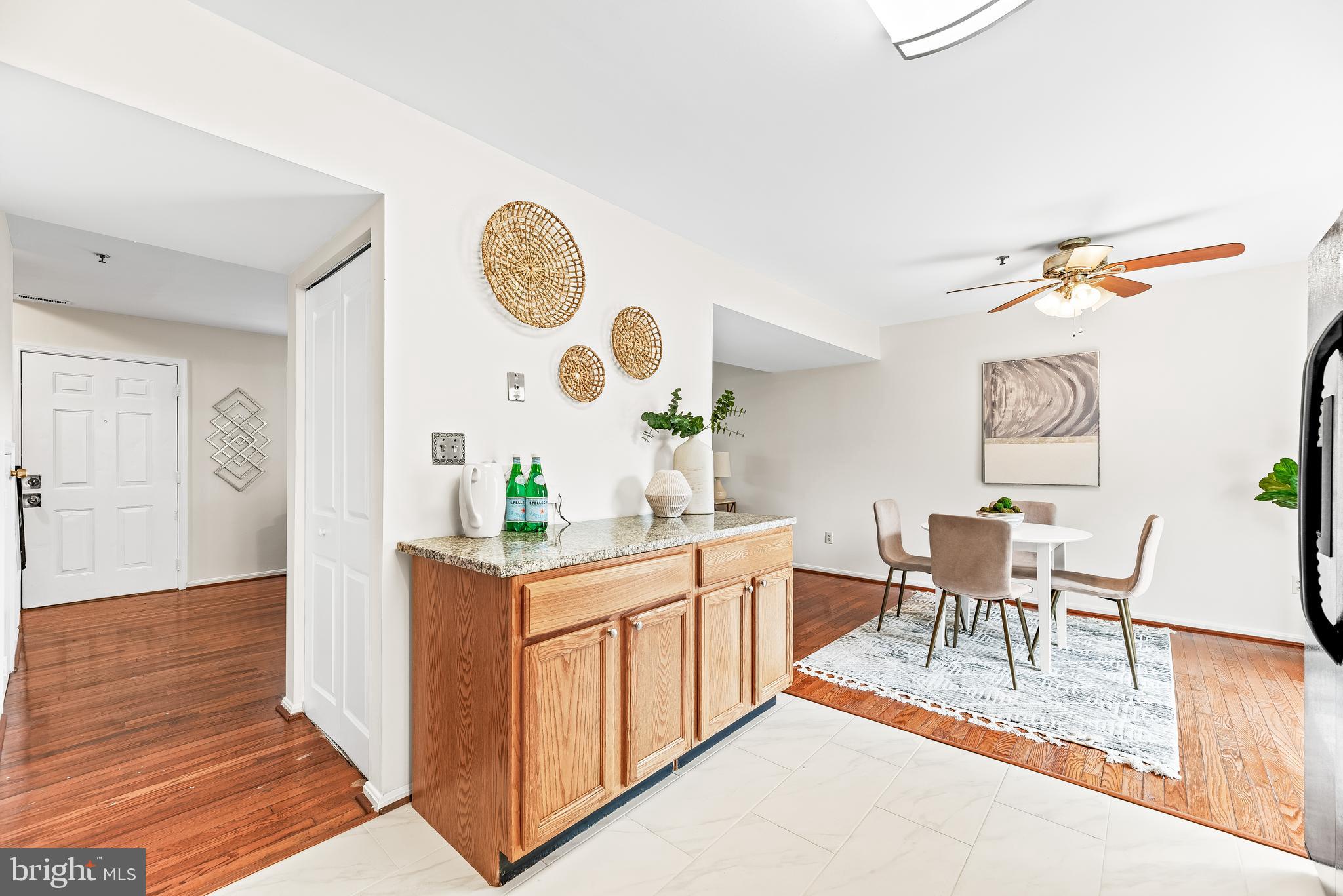 SHELTON SQUARE SUB - Residential