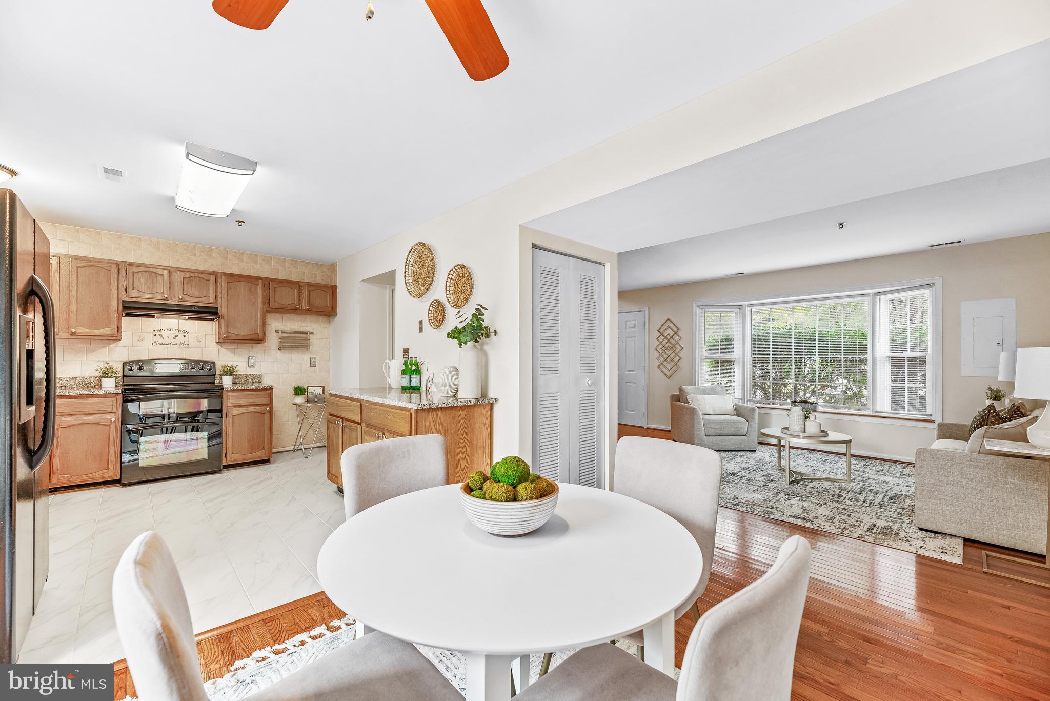 SHELTON SQUARE SUB - Residential