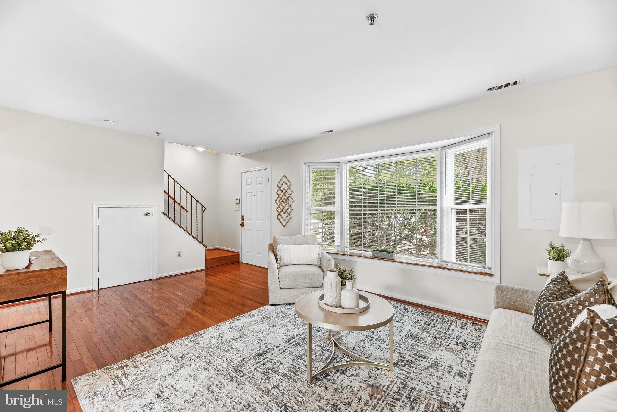 SHELTON SQUARE SUB - Residential