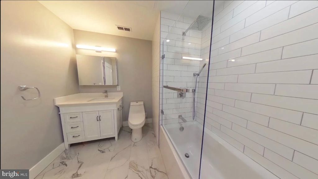 Photo of 150 S Independence Mall W #802, PHILADELPHIA, PA 19106 (MLS # PAPH2570106)