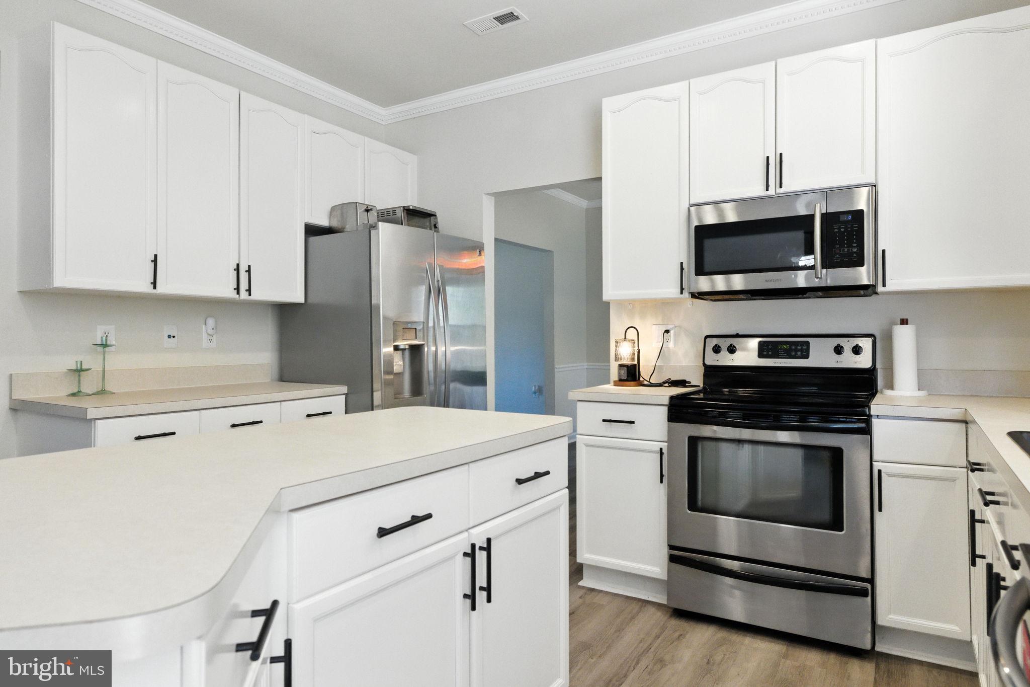 WOLFORD WOODS - Residential