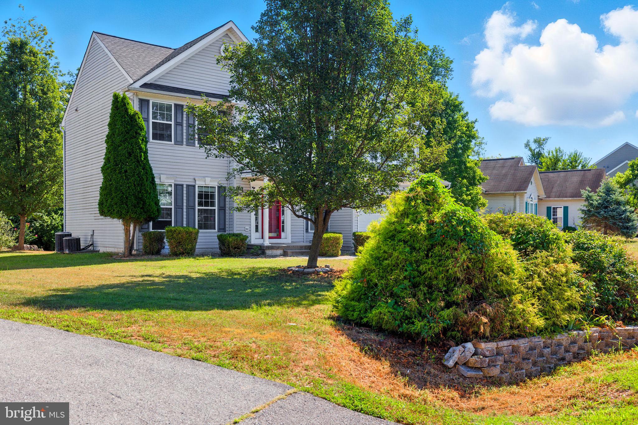 WOLFORD WOODS - Residential