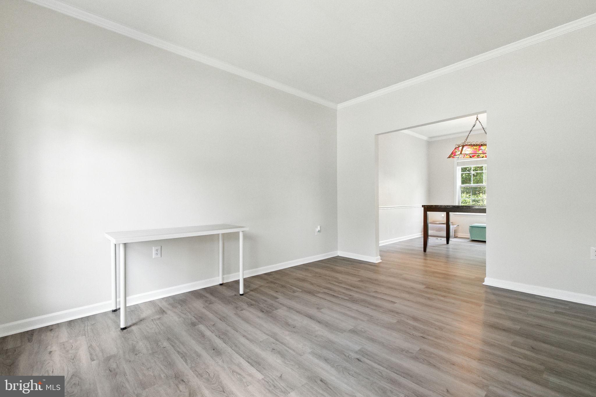 WOLFORD WOODS - Residential