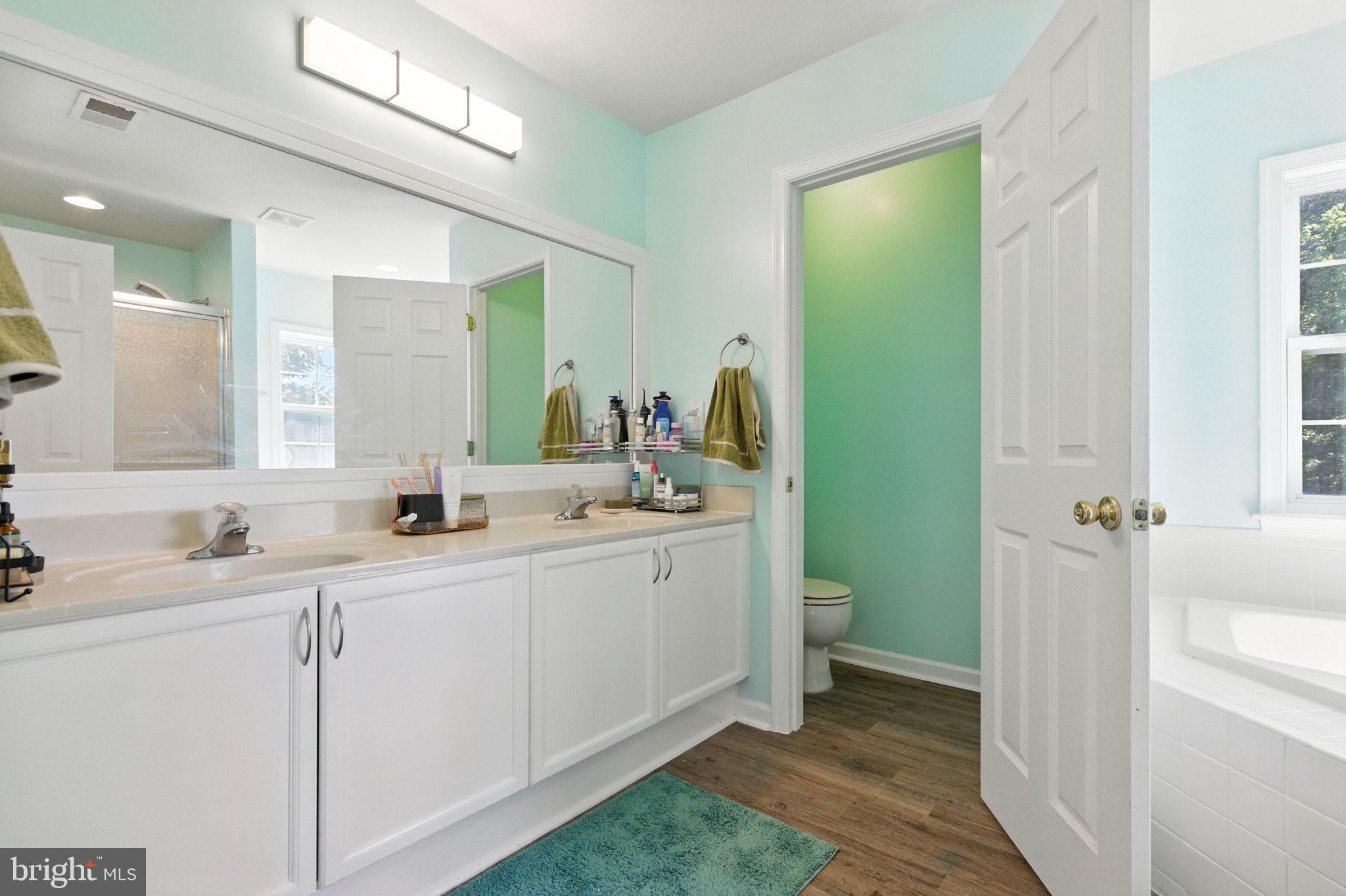 WOLFORD WOODS - Residential