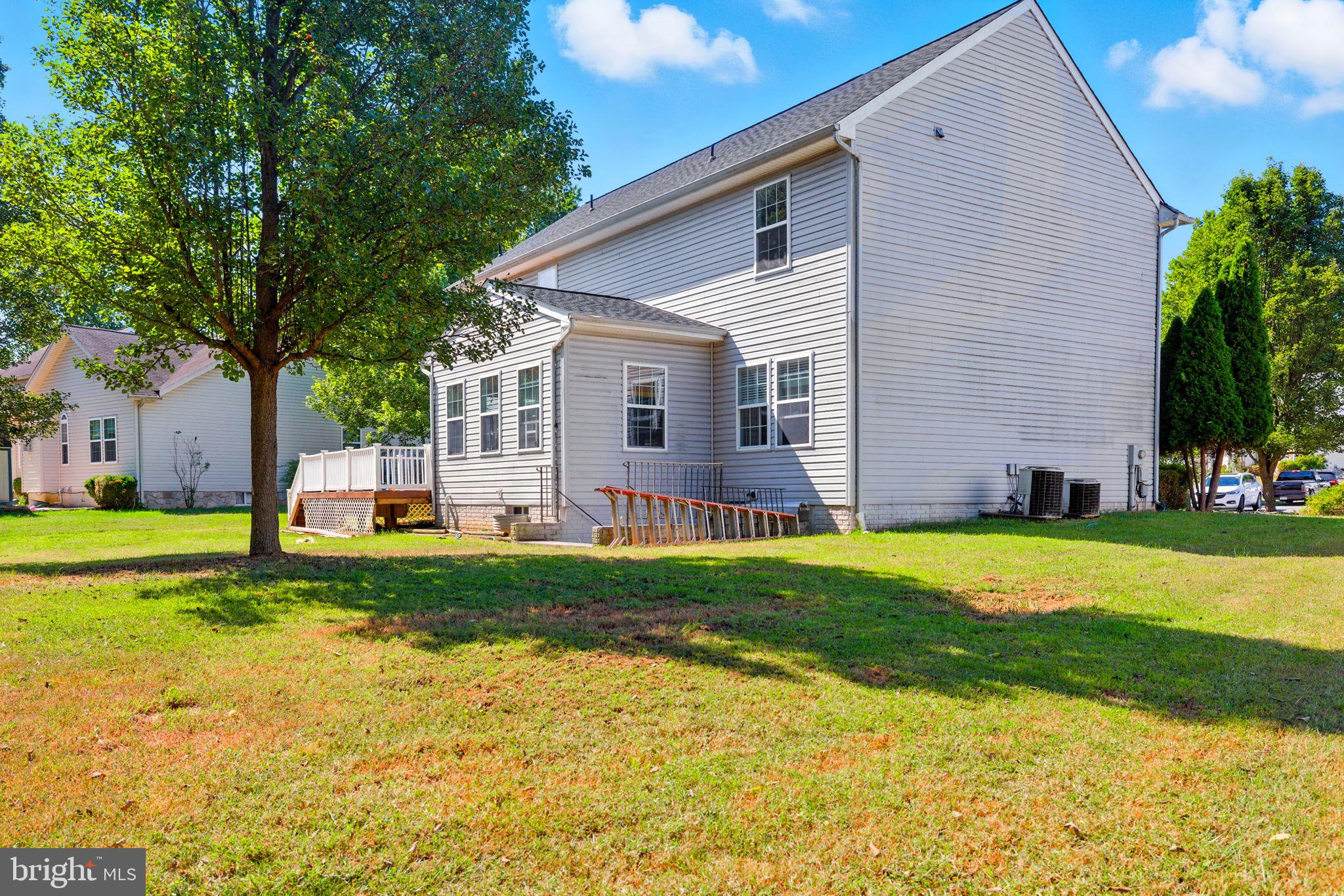 WOLFORD WOODS - Residential