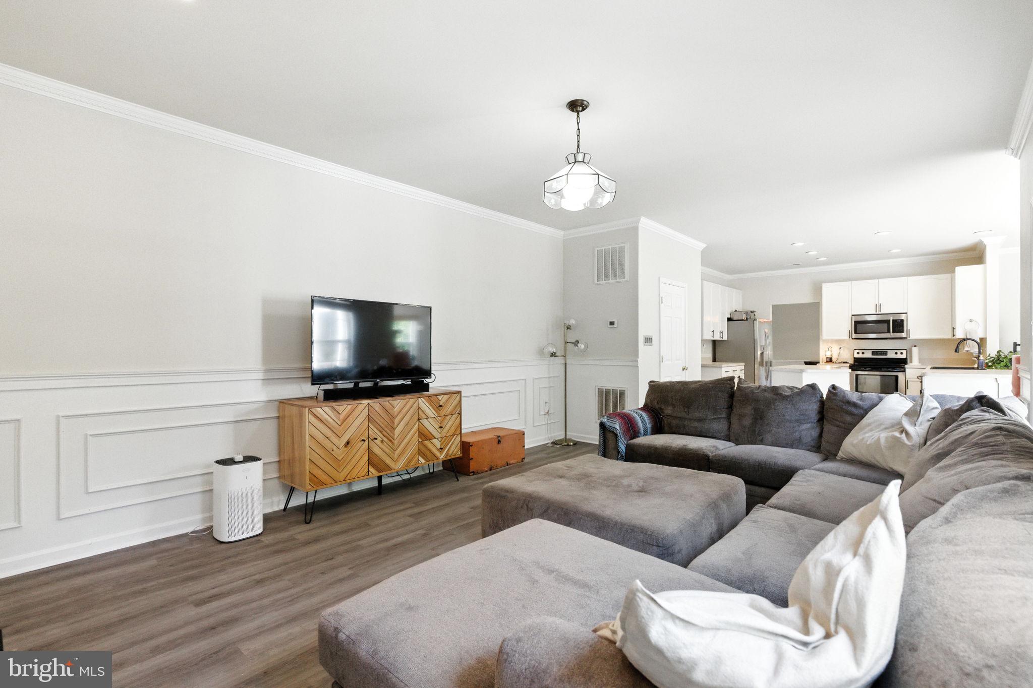 WOLFORD WOODS - Residential