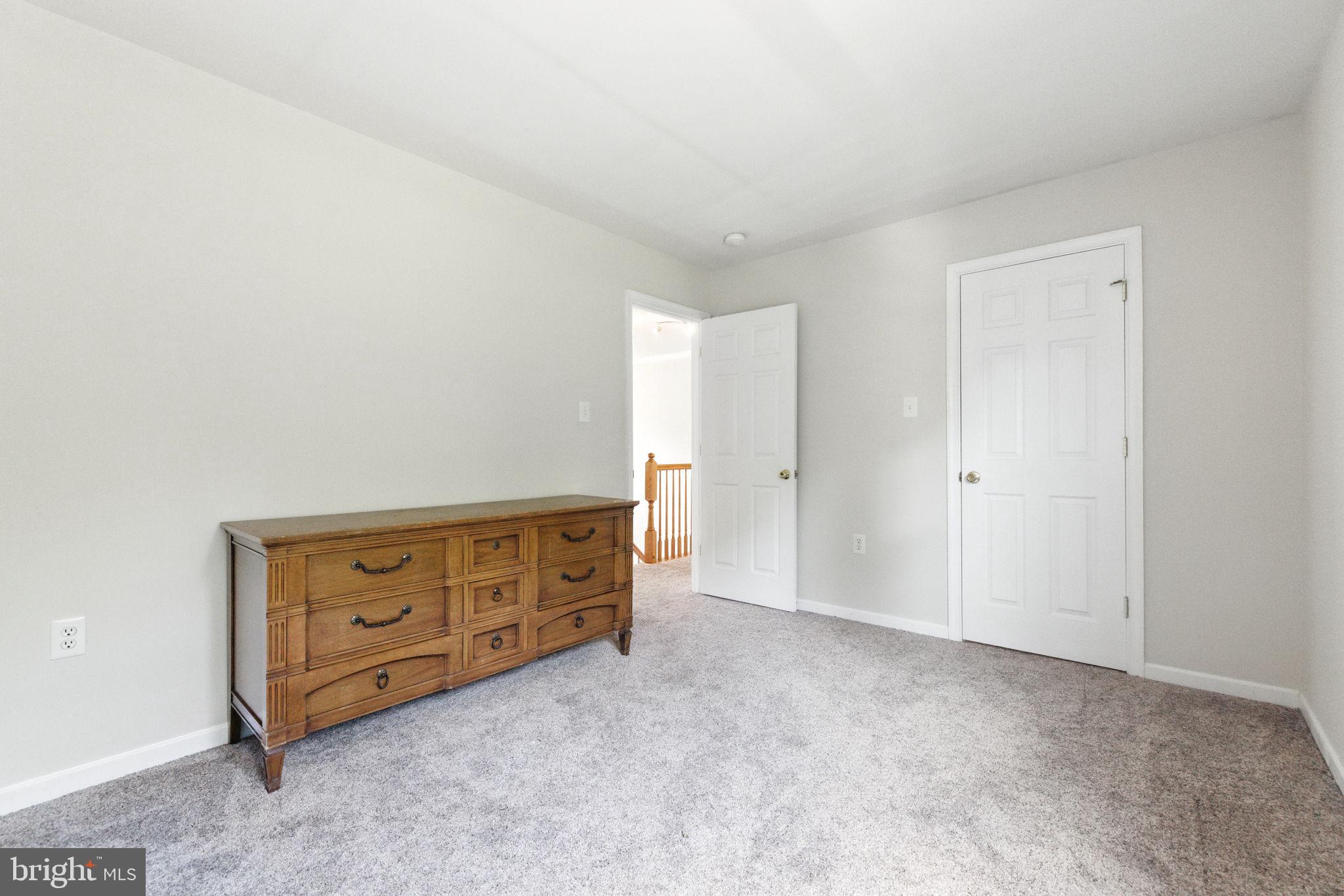 WOLFORD WOODS - Residential