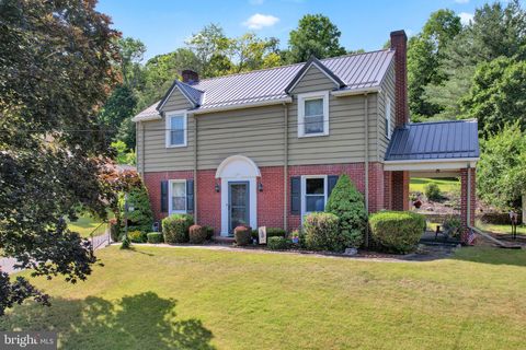 Homes For Sale - 1816 Bedford Street<br/> CUMBERLAND, MD 21502