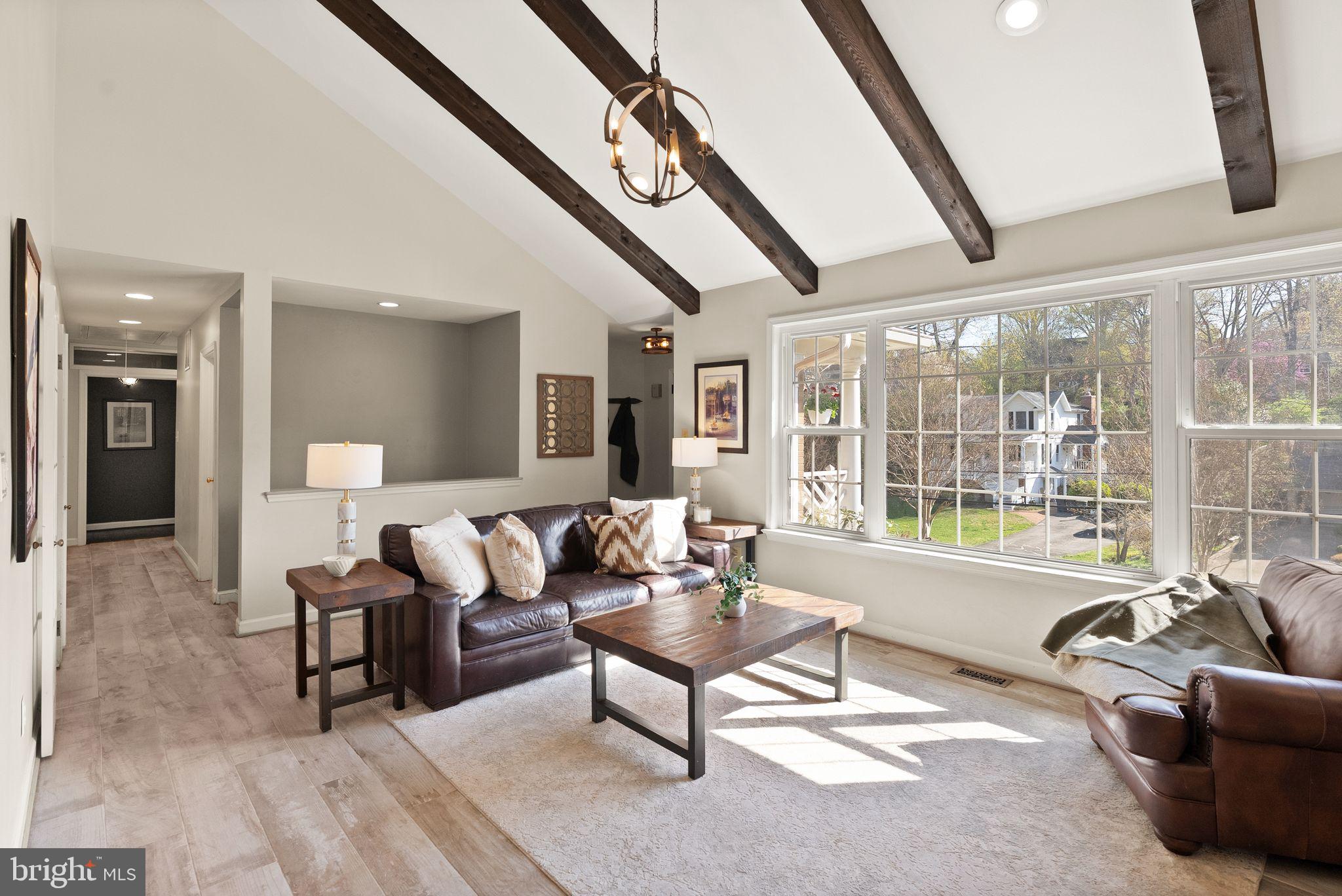 MONTICELLO PARK - Residential