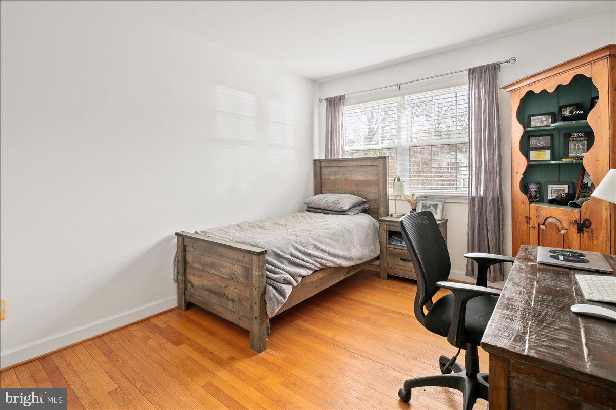 MONTICELLO PARK - Residential