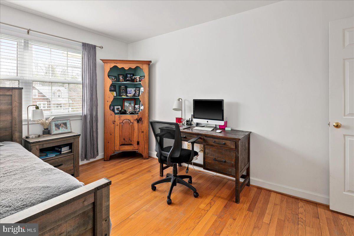 MONTICELLO PARK - Residential