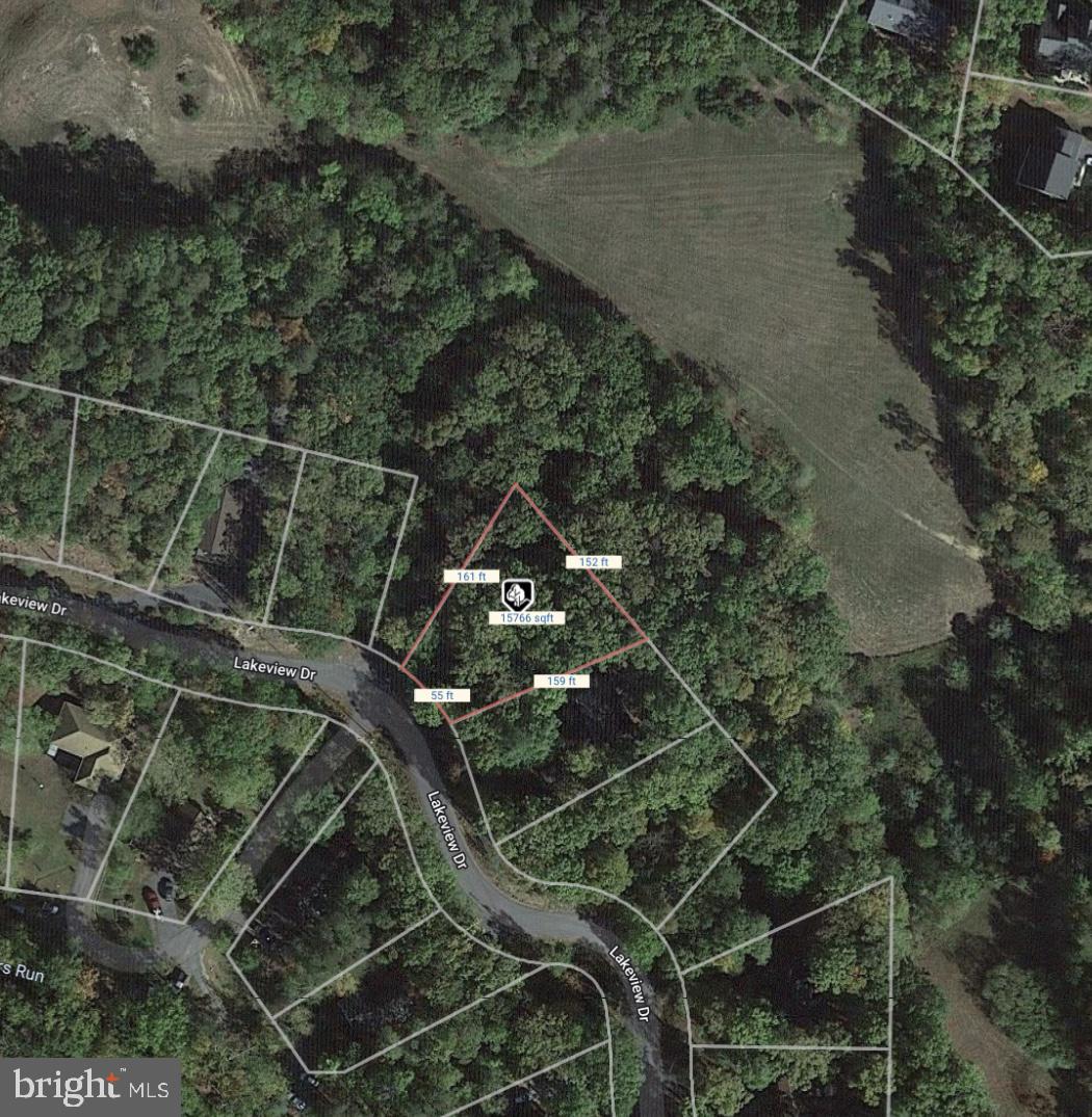 1114 LAKEVIEW DRIVE