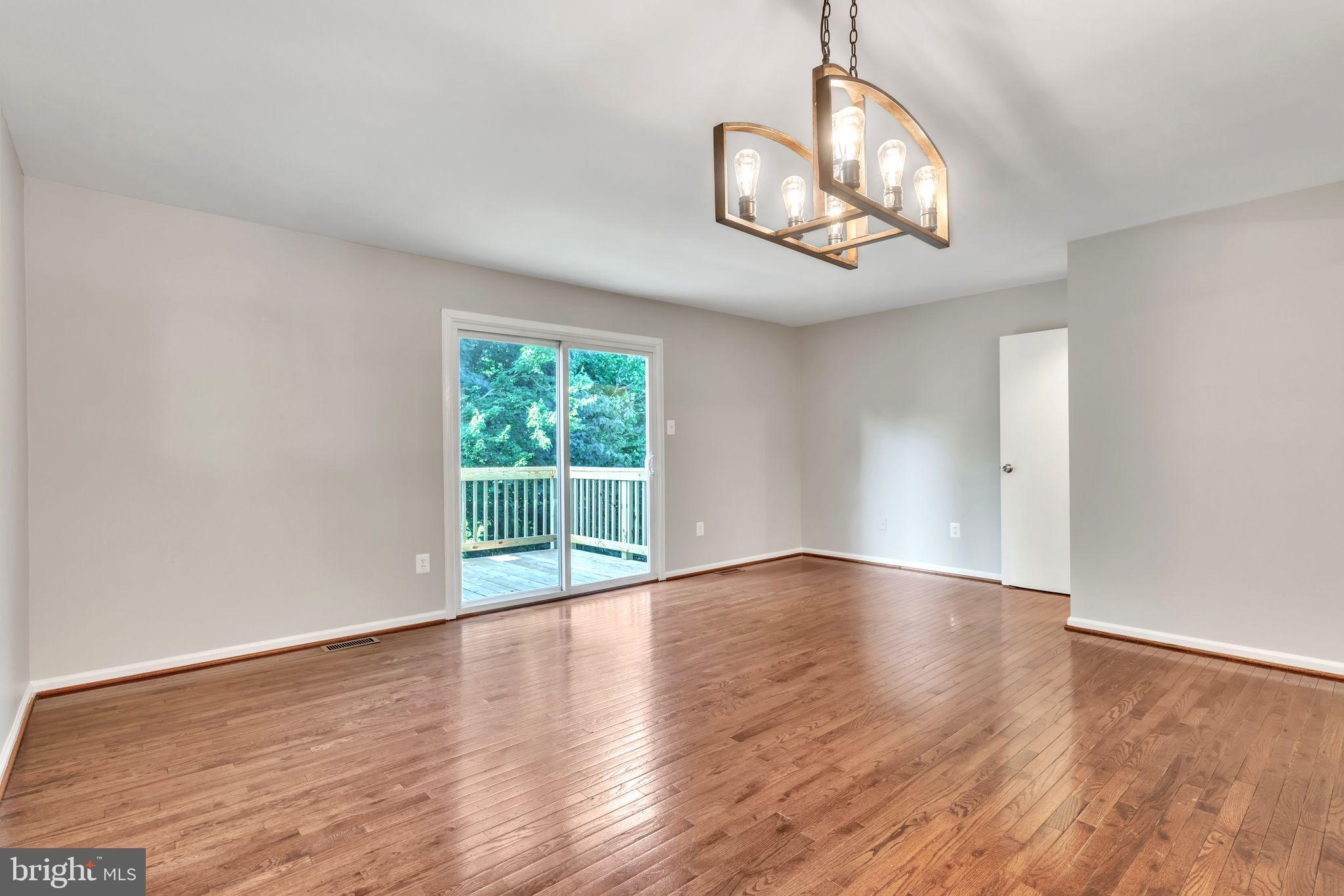 7727 PATUXENT OAK COURT