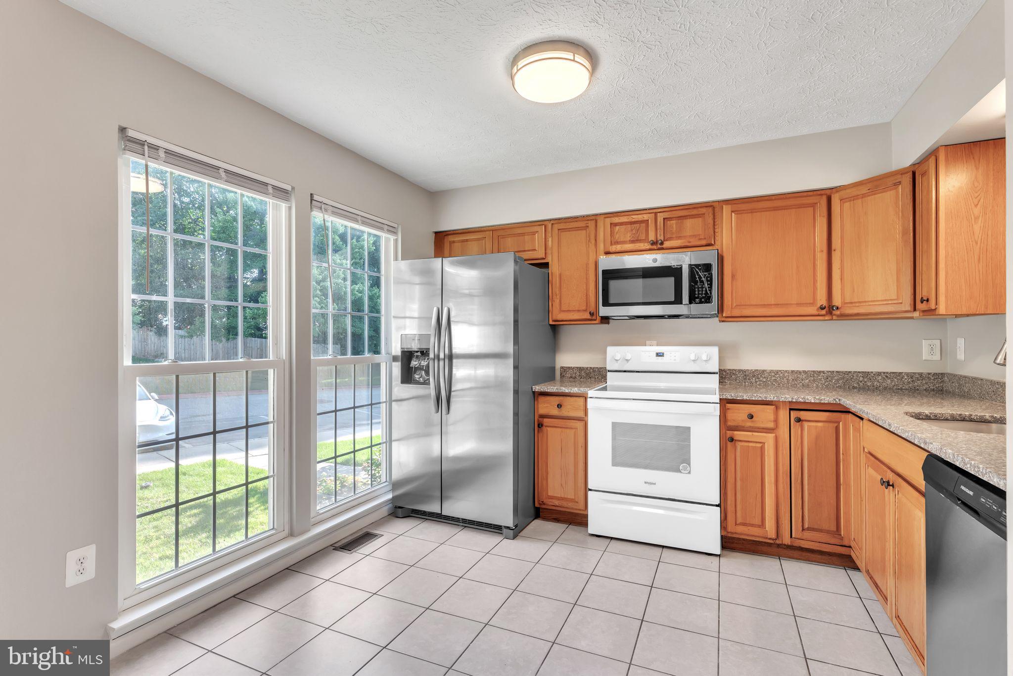 7727 PATUXENT OAK COURT