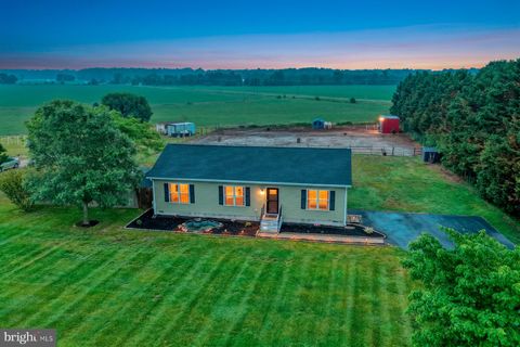 Homes For Sale - 10779 N Old State Road<br/> LINCOLN, DE 19960