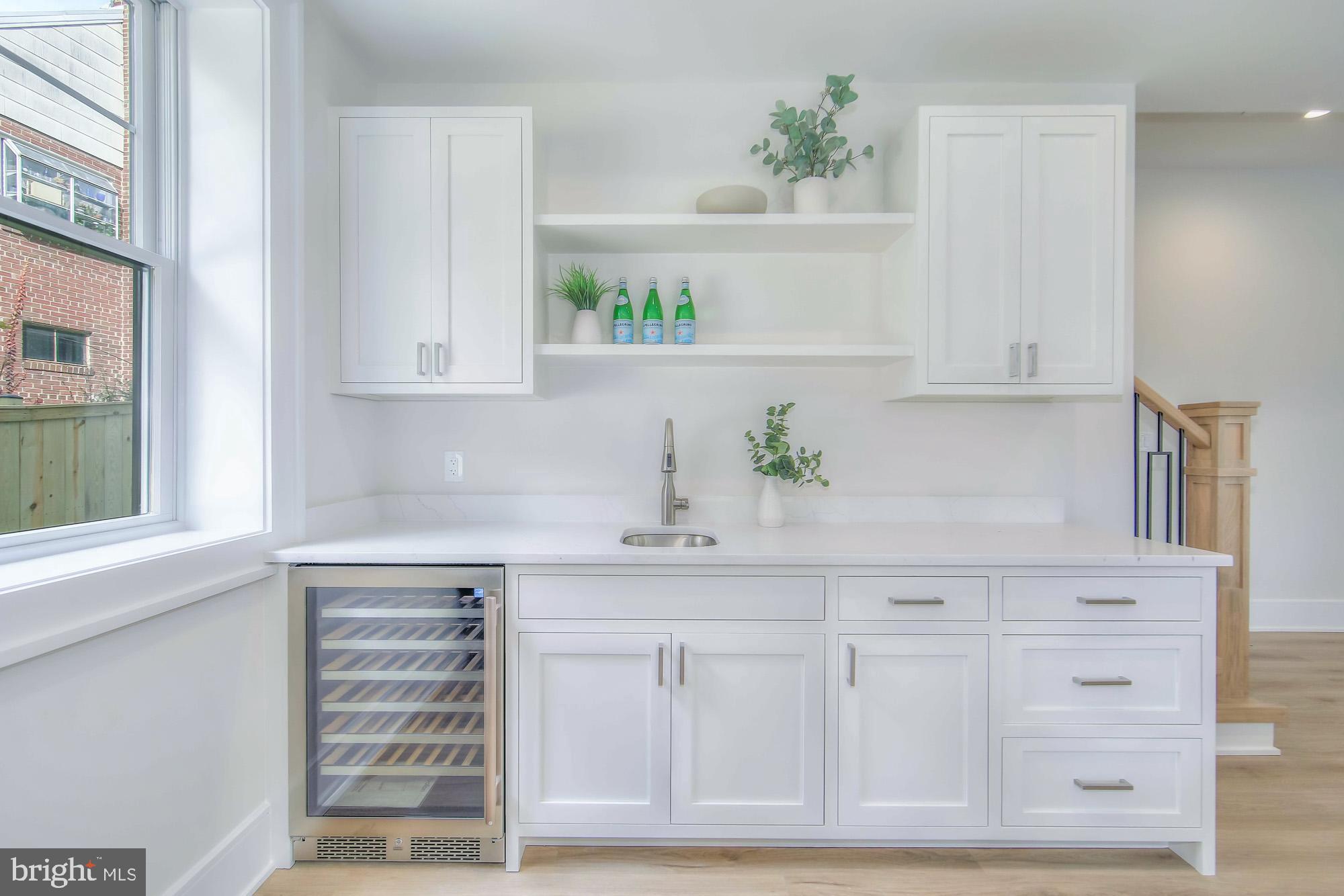 AYRLAWN - Residential