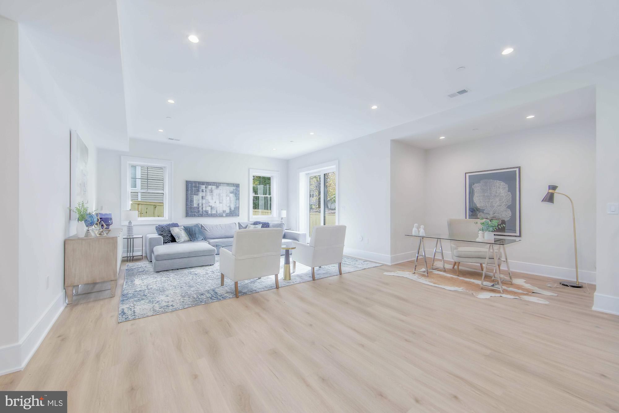 AYRLAWN - Residential