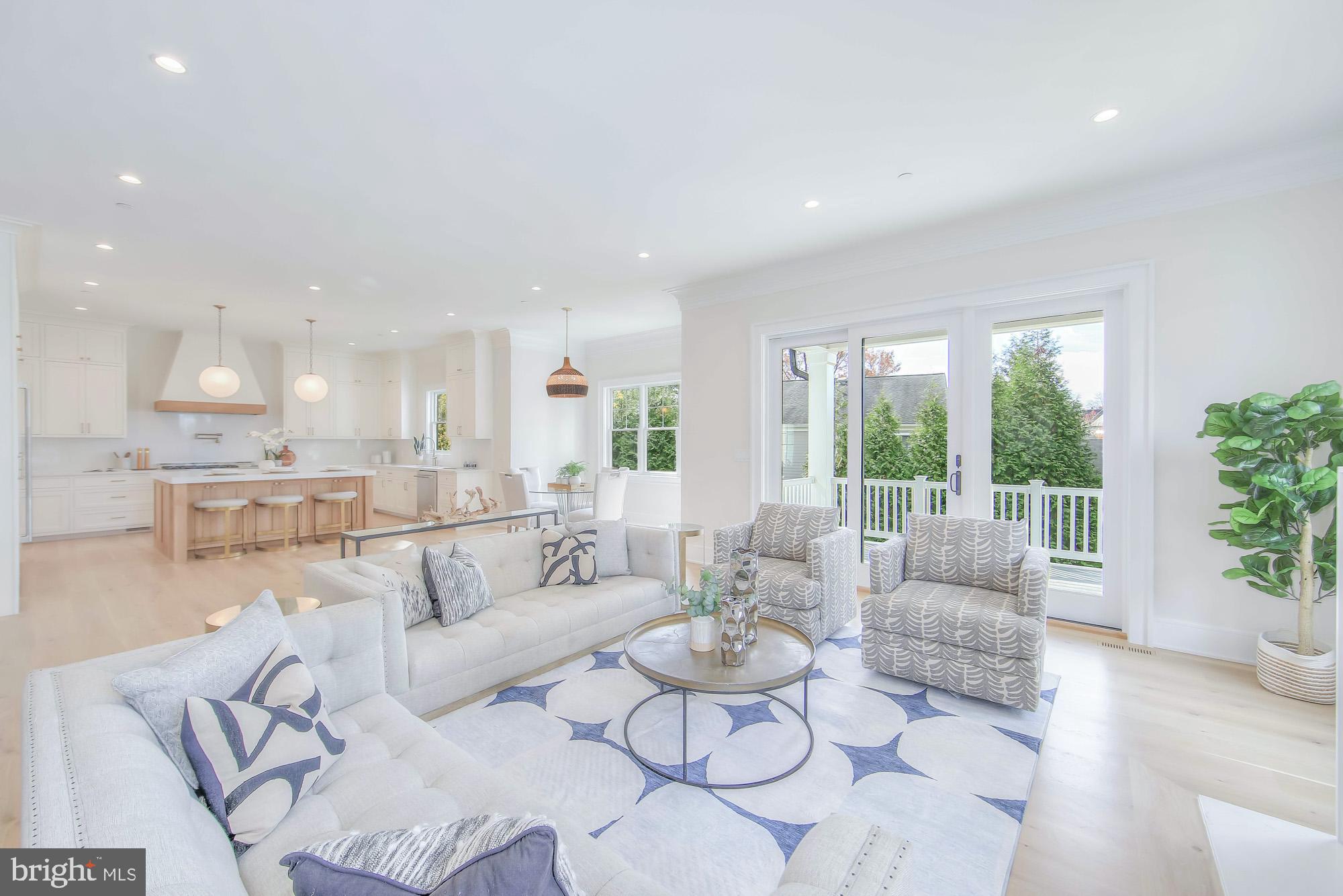 AYRLAWN - Residential