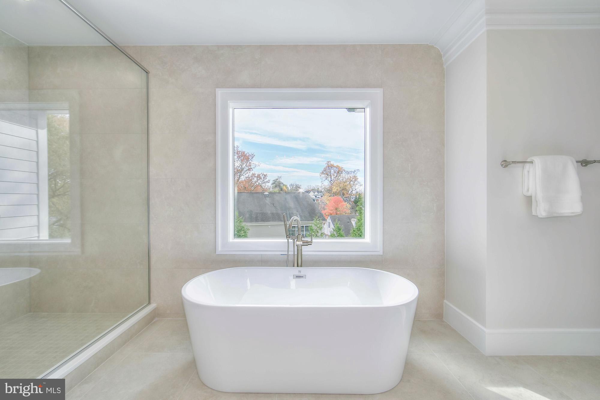 AYRLAWN - Residential