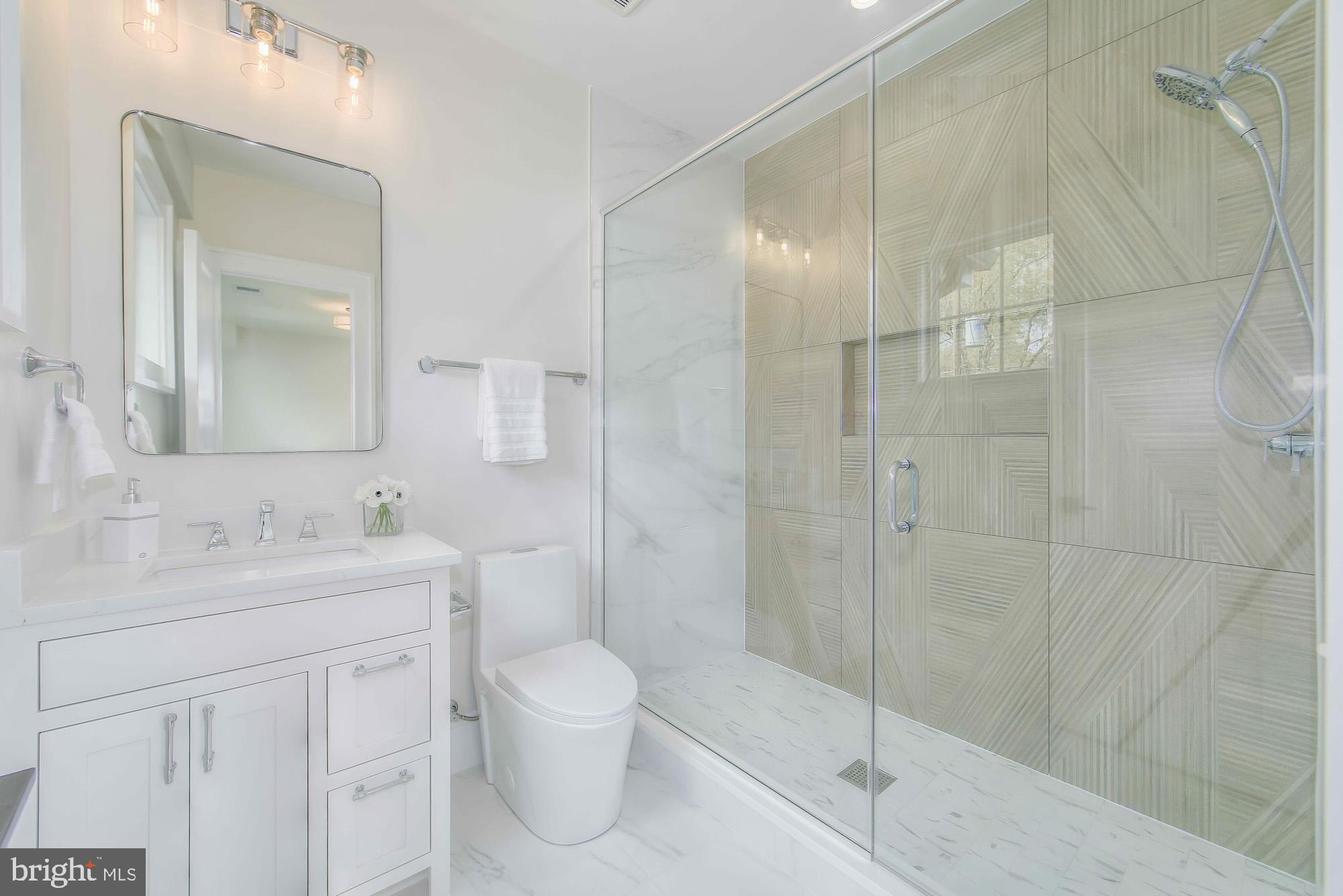 AYRLAWN - Residential