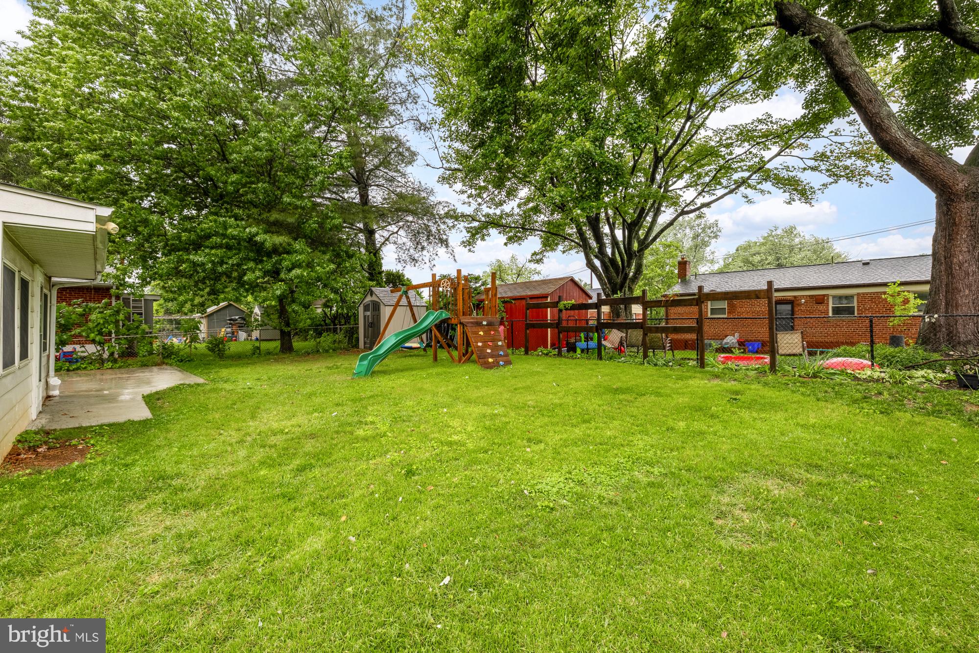 909 SNURE ROAD