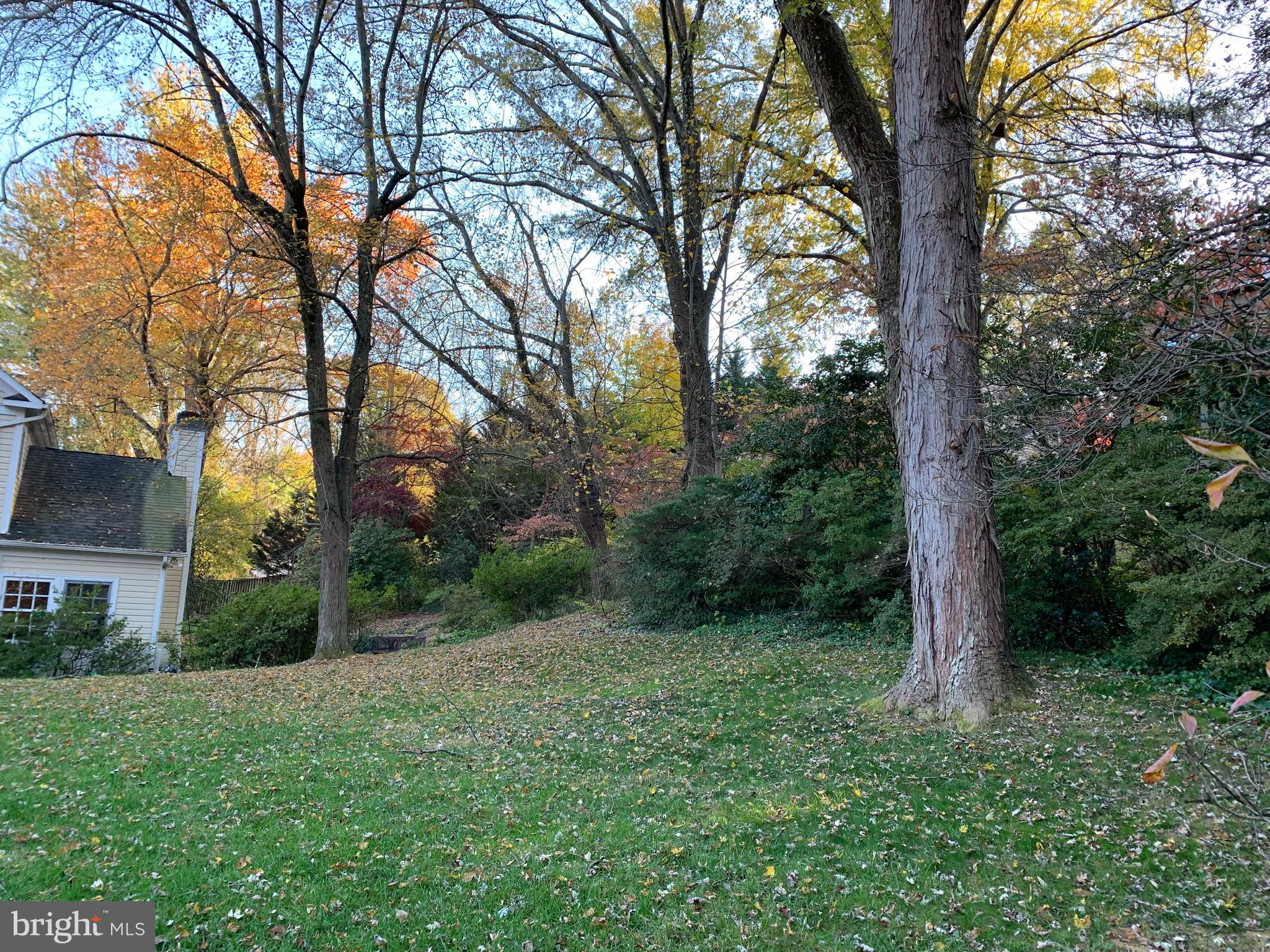 BROYHILL HILLS - Residential
