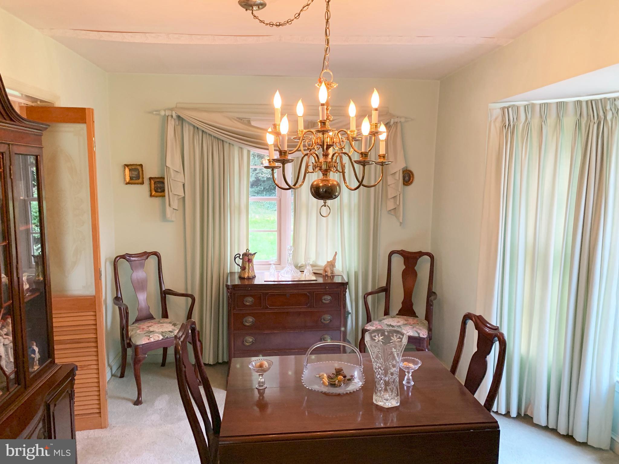BROYHILL HILLS - Residential