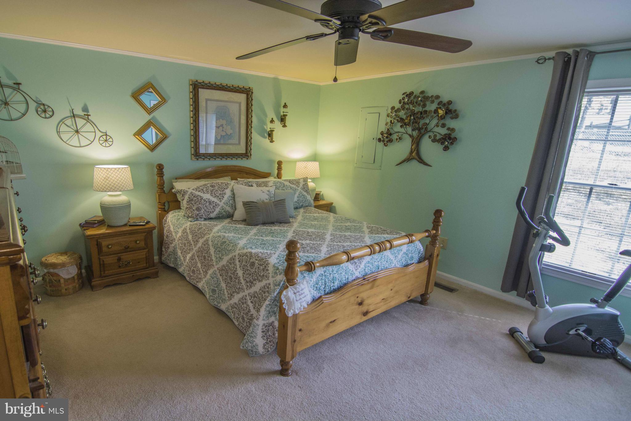 HENSEL STONE WOODS - Residential