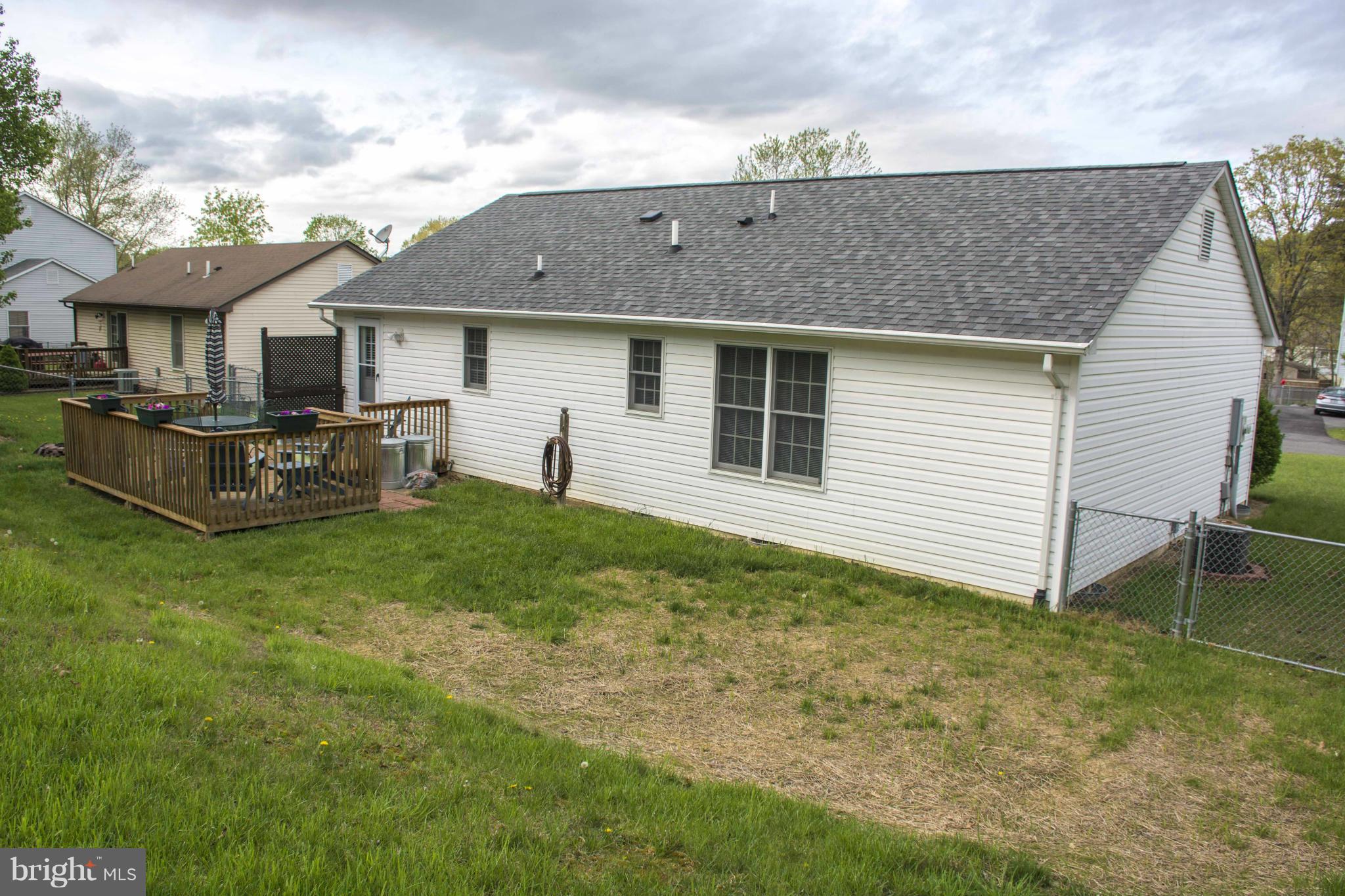 HENSEL STONE WOODS - Residential