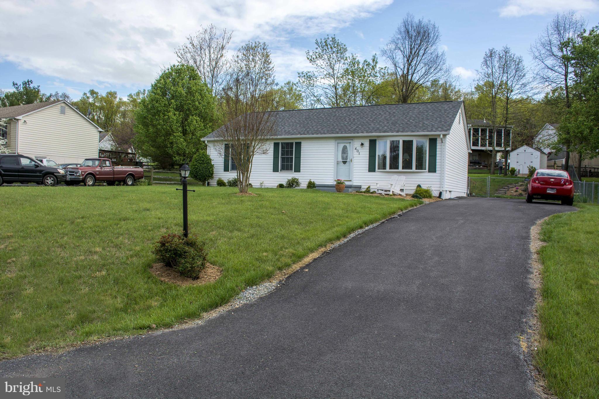 HENSEL STONE WOODS - Residential