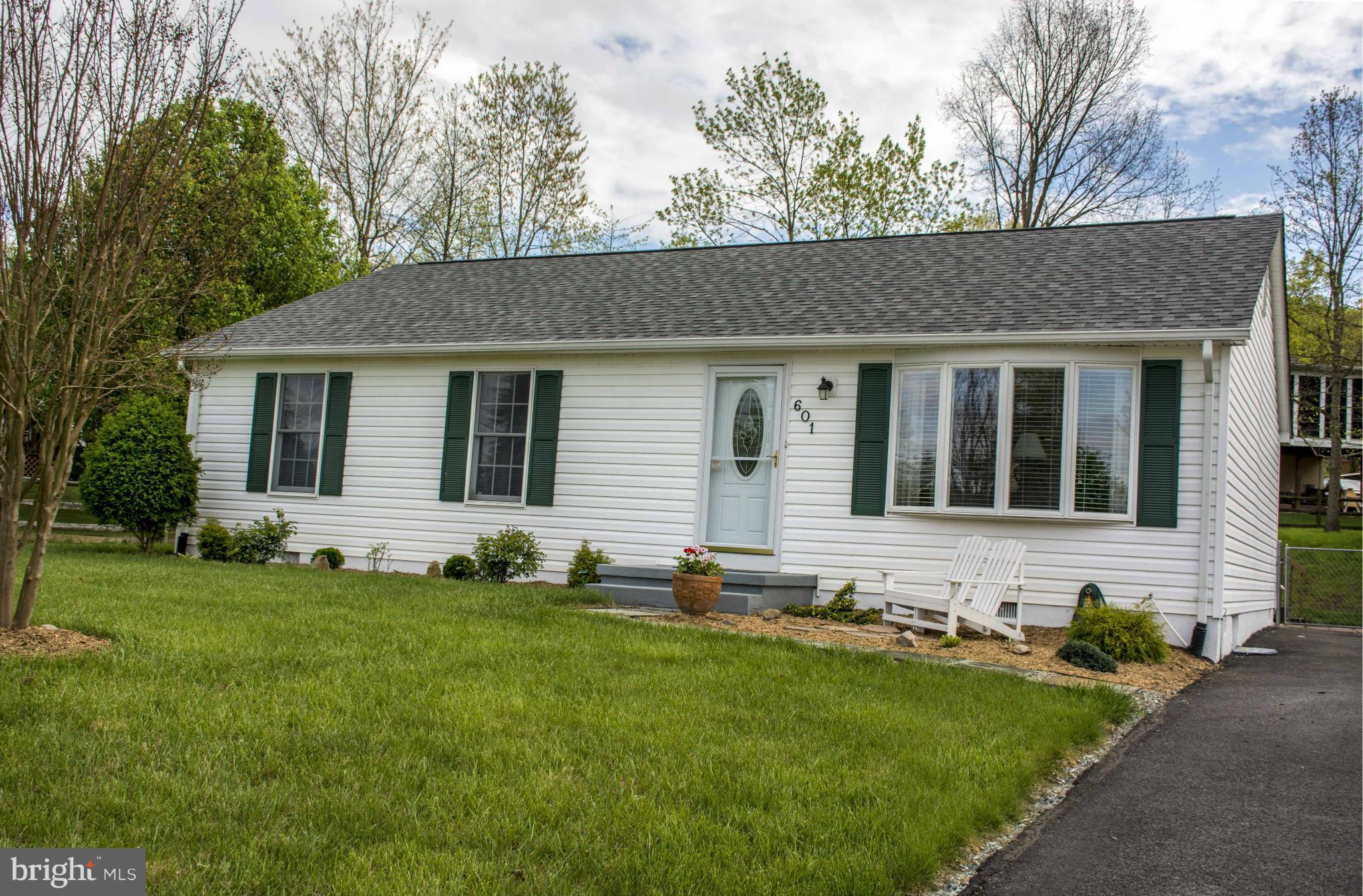 HENSEL STONE WOODS - Residential