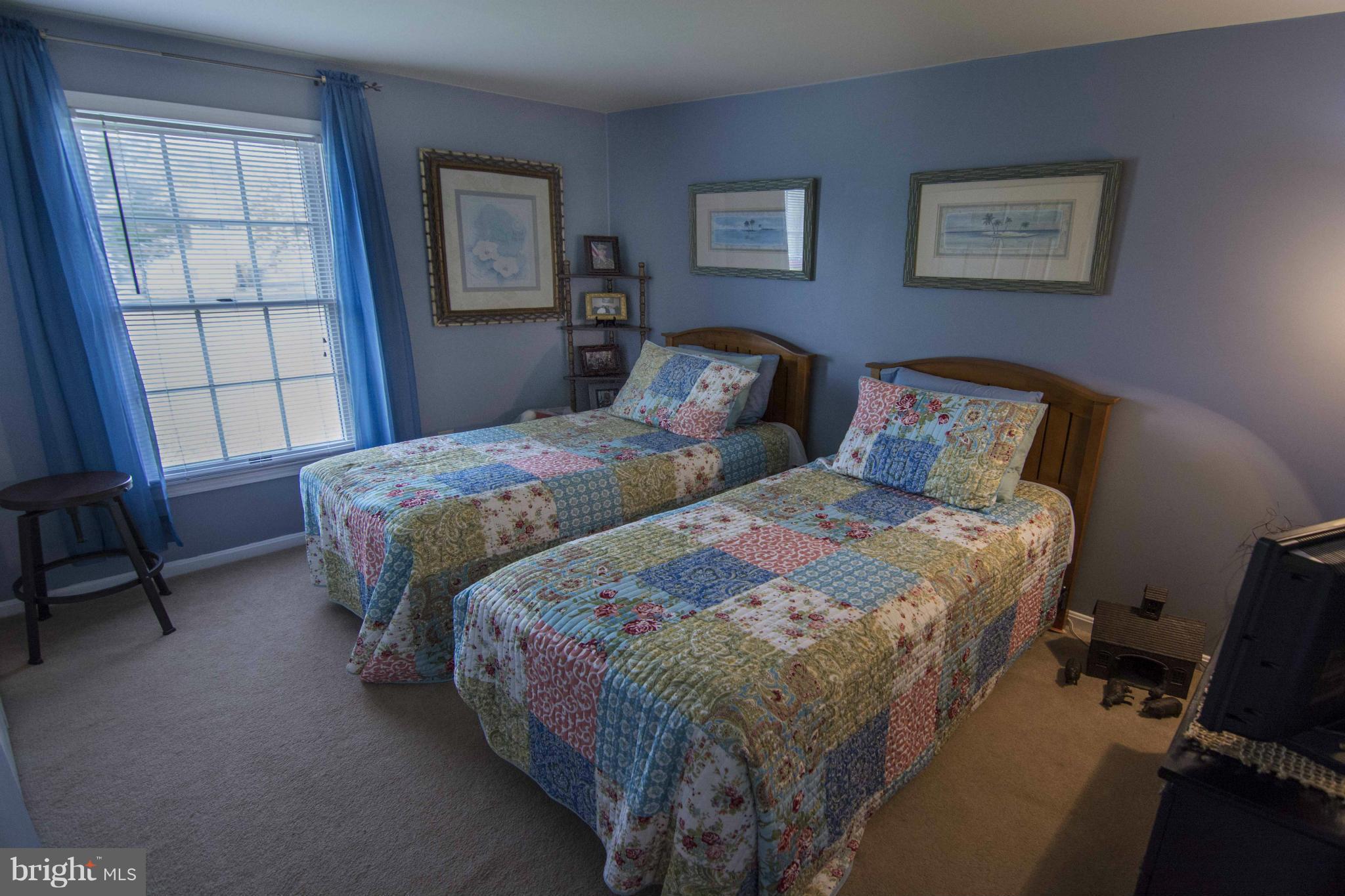 HENSEL STONE WOODS - Residential