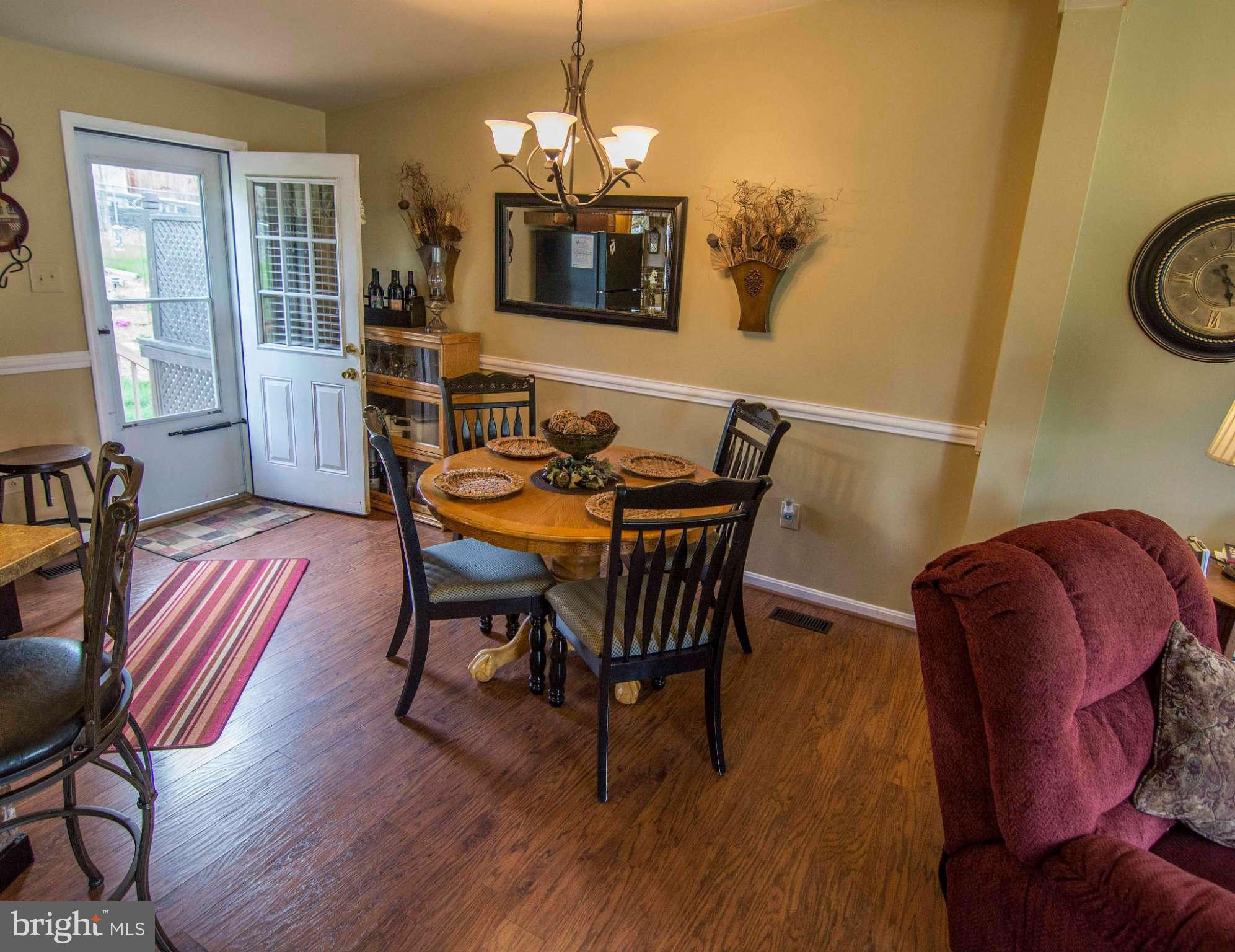 HENSEL STONE WOODS - Residential