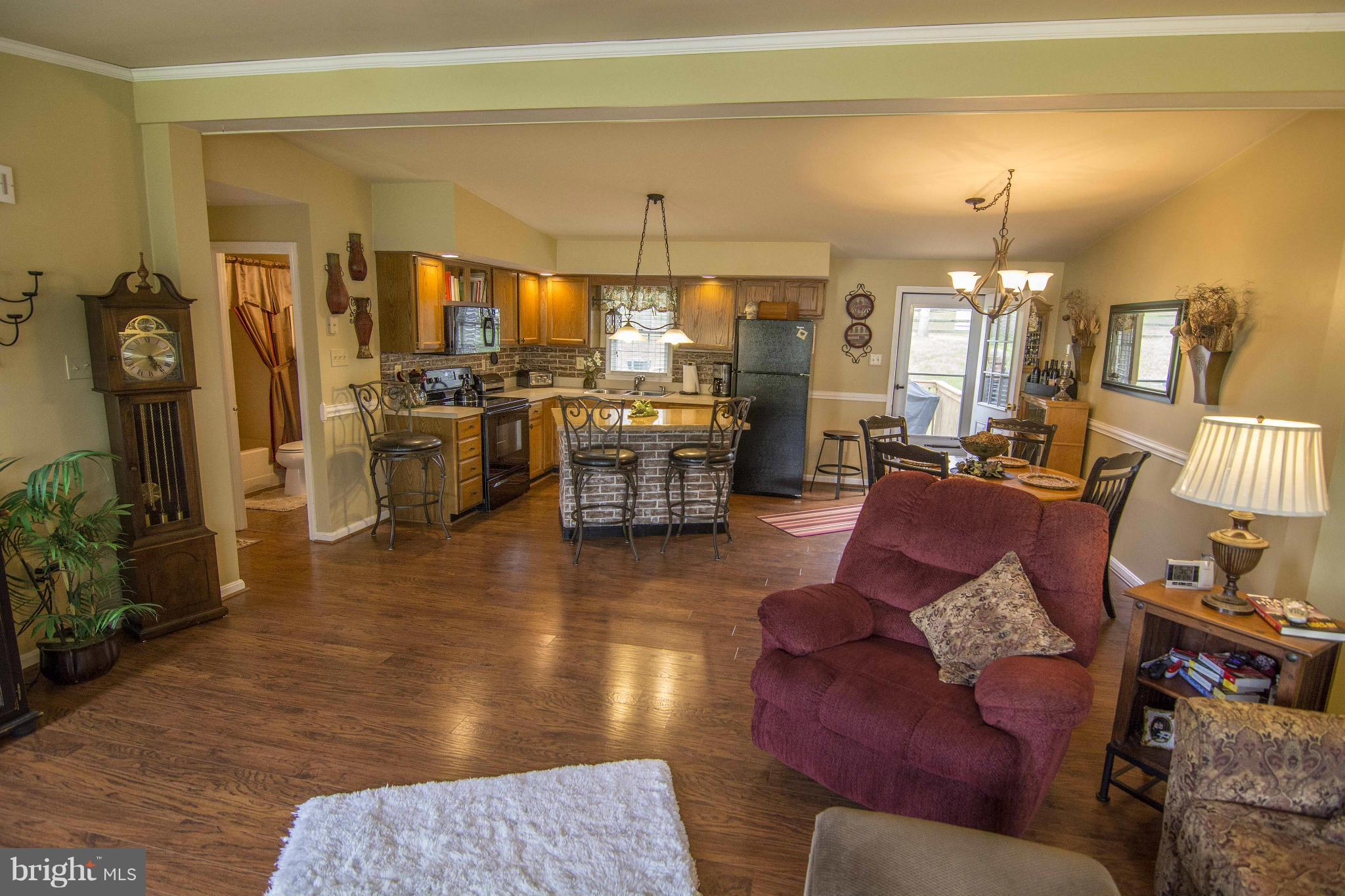 HENSEL STONE WOODS - Residential