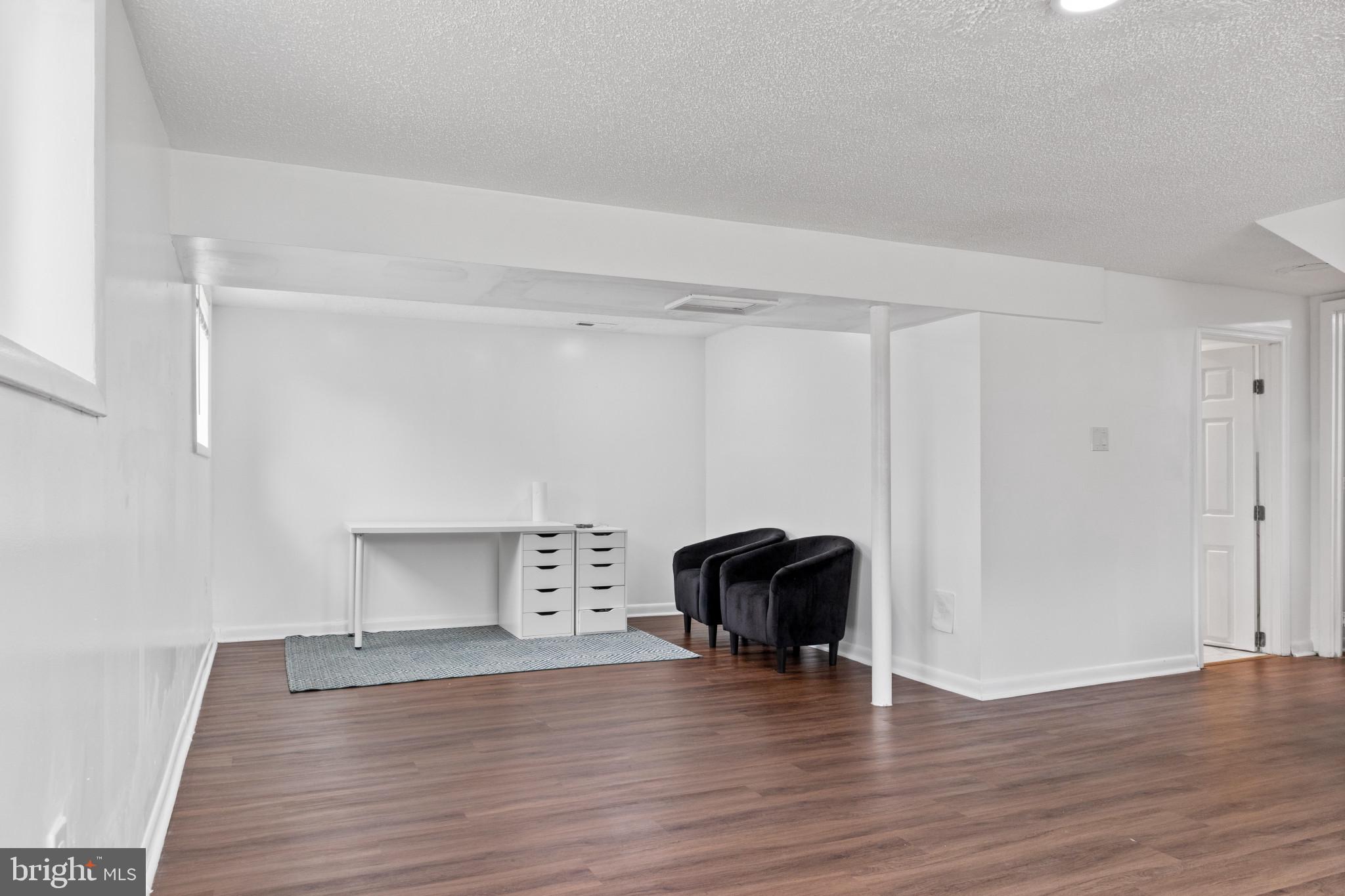 WESTVIEW PARK - Residential