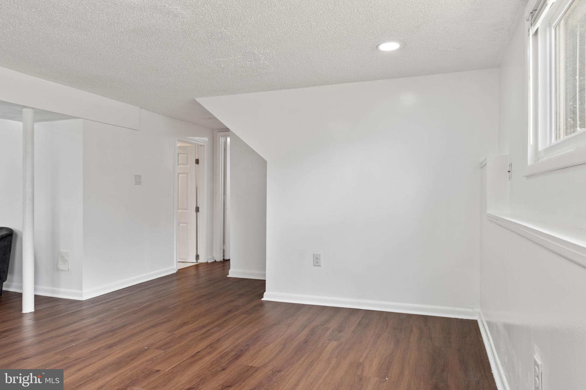 WESTVIEW PARK - Residential